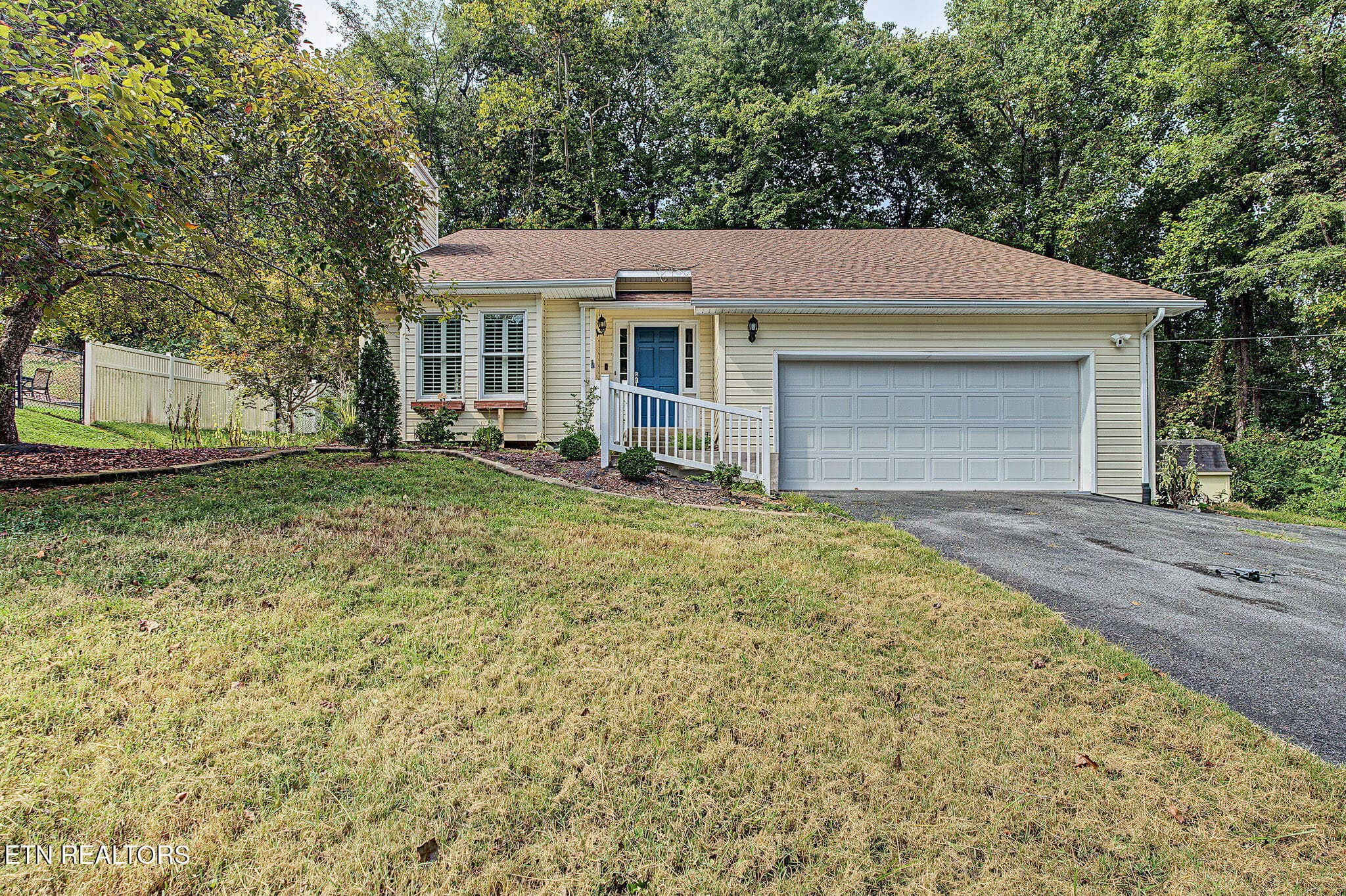 1020 Cox Trail Place, Kingsport, TN 37660