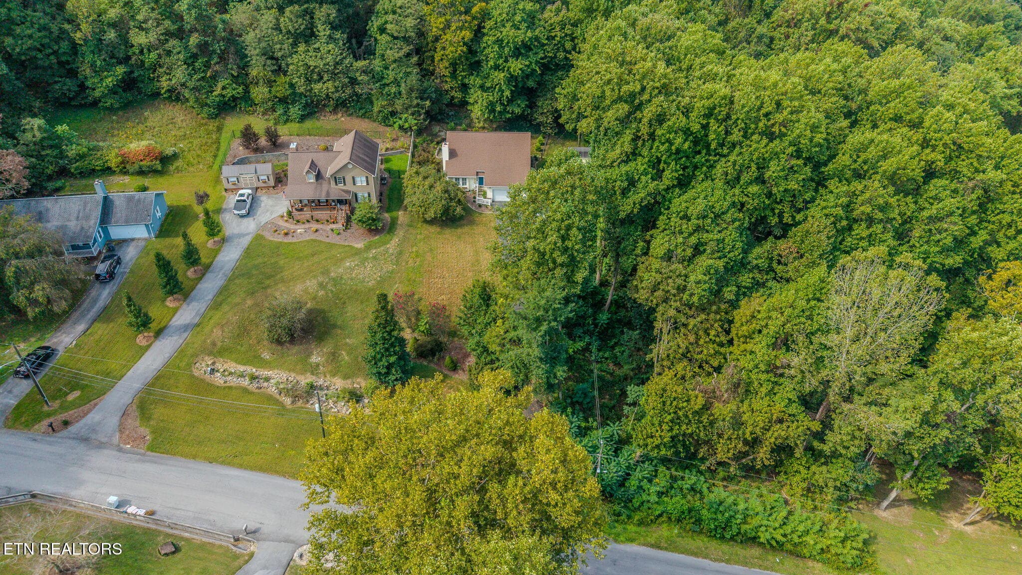 19-web-or-mls-1020-cox-trail-pl - 1020 Cox Trail Place, Kingsport, TN 37660, Kingsport