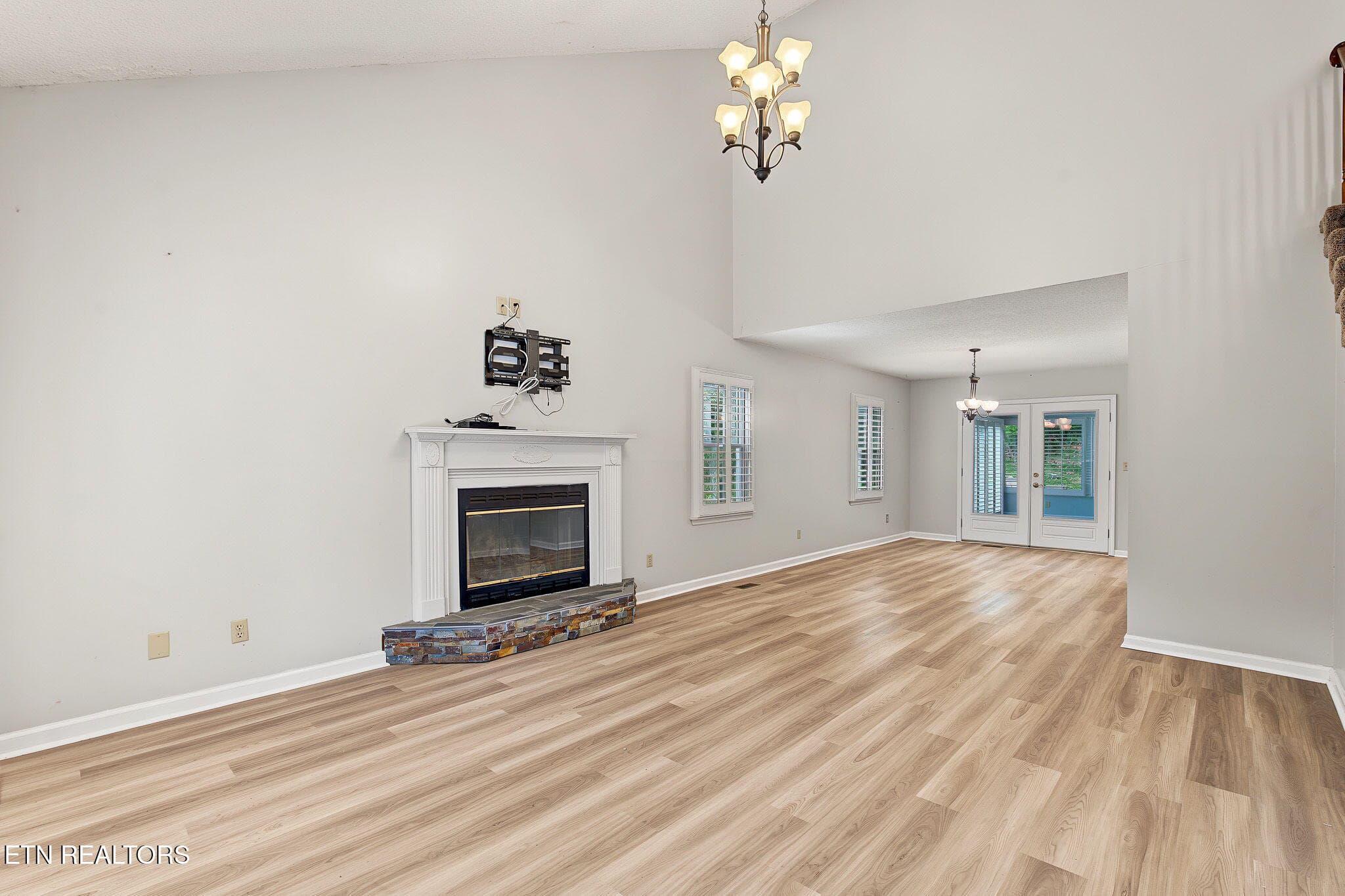 22-web-or-mls-1020-cox-trail-pl - 1020 Cox Trail Place, Kingsport, TN 37660, Kingsport