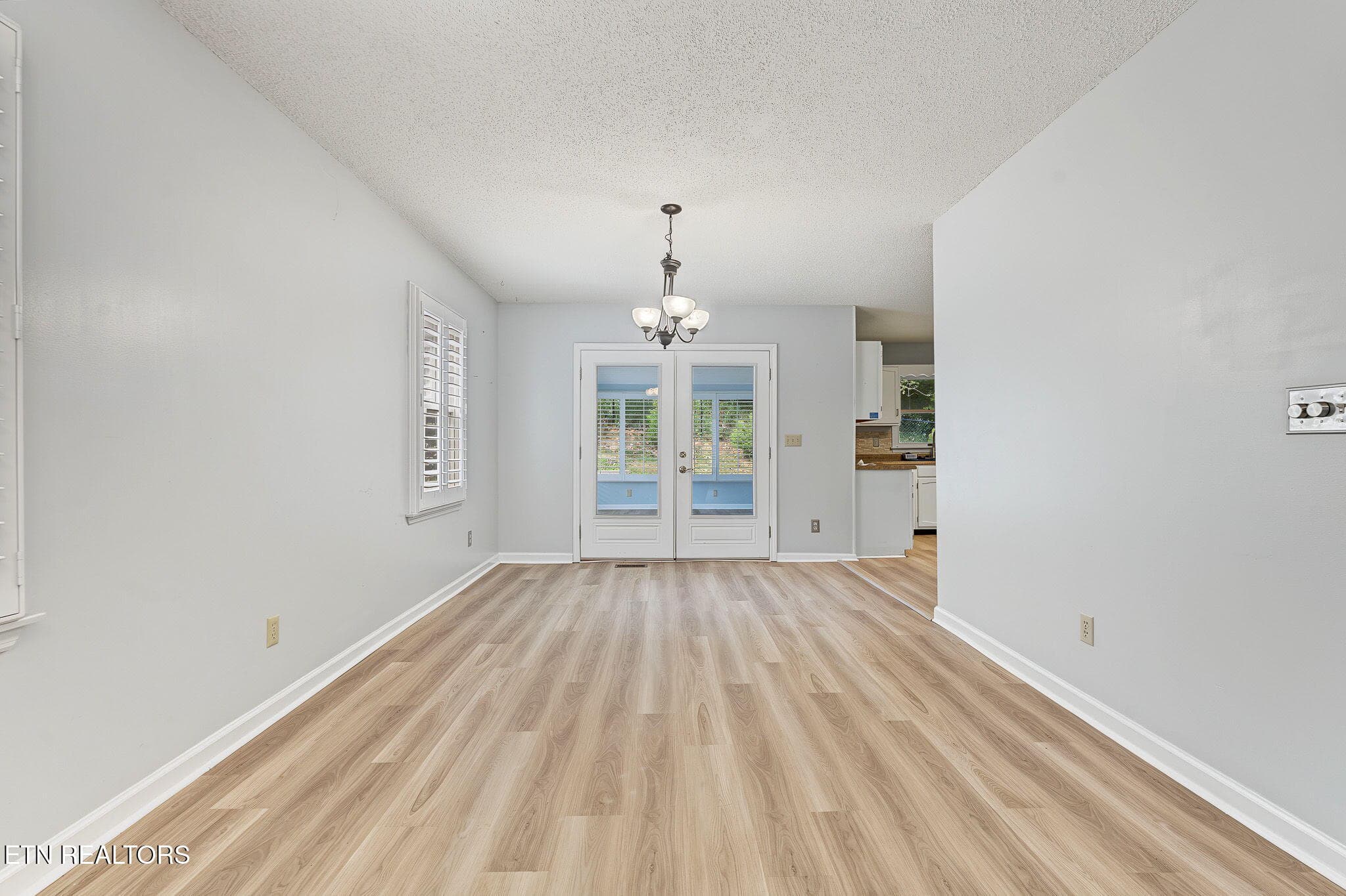 25-web-or-mls-1020-cox-trail-pl - 1020 Cox Trail Place, Kingsport, TN 37660, Kingsport