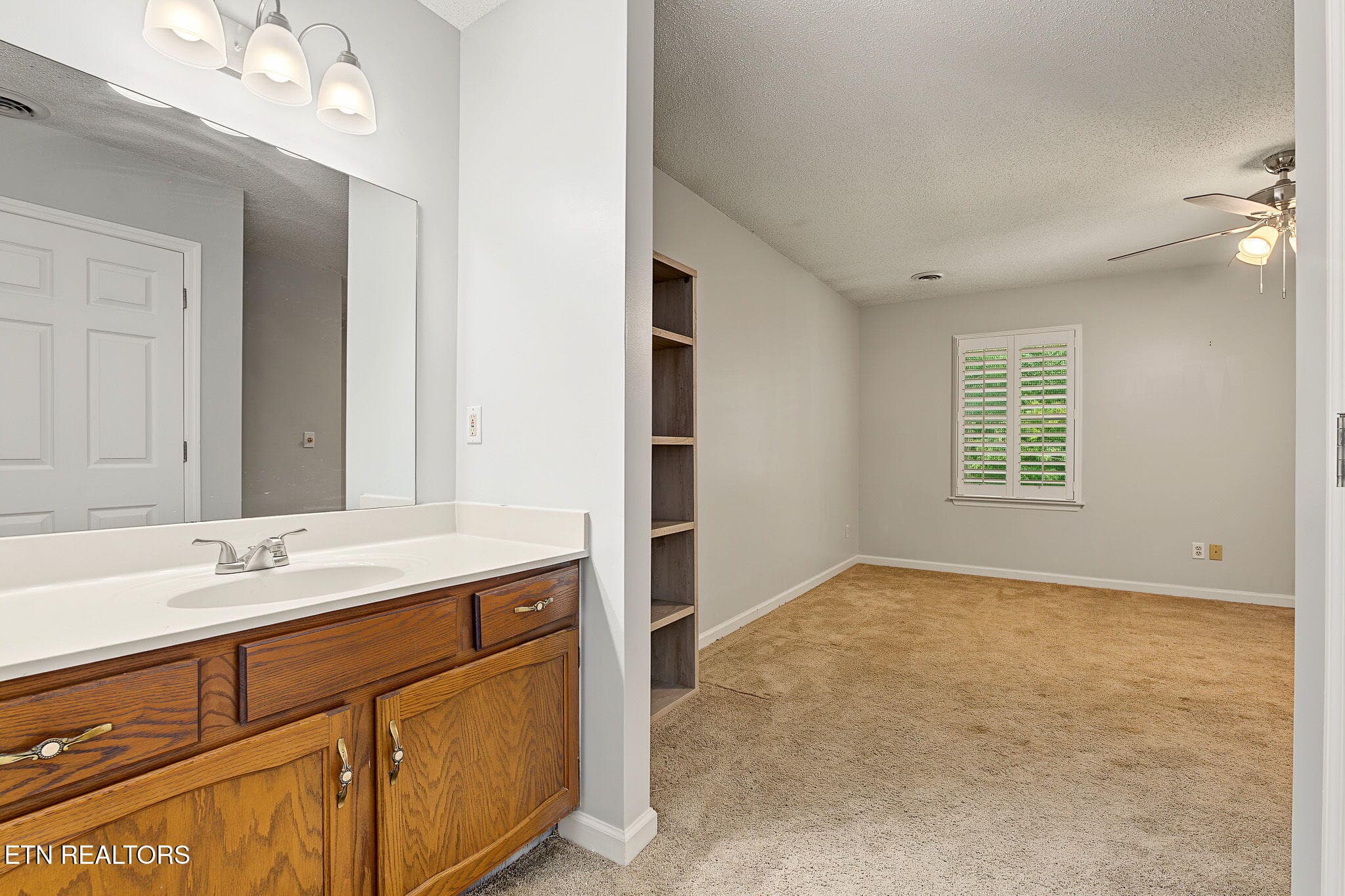 4-web-or-mls-1020-cox-trail-pl - 1020 Cox Trail Place, Kingsport, TN 37660, Kingsport