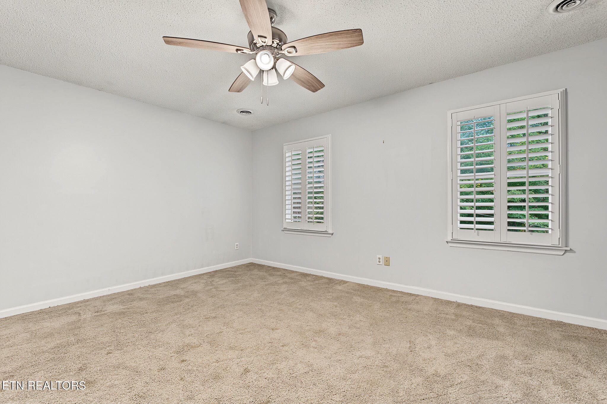 6-web-or-mls-1020-cox-trail-pl - 1020 Cox Trail Place, Kingsport, TN 37660, Kingsport