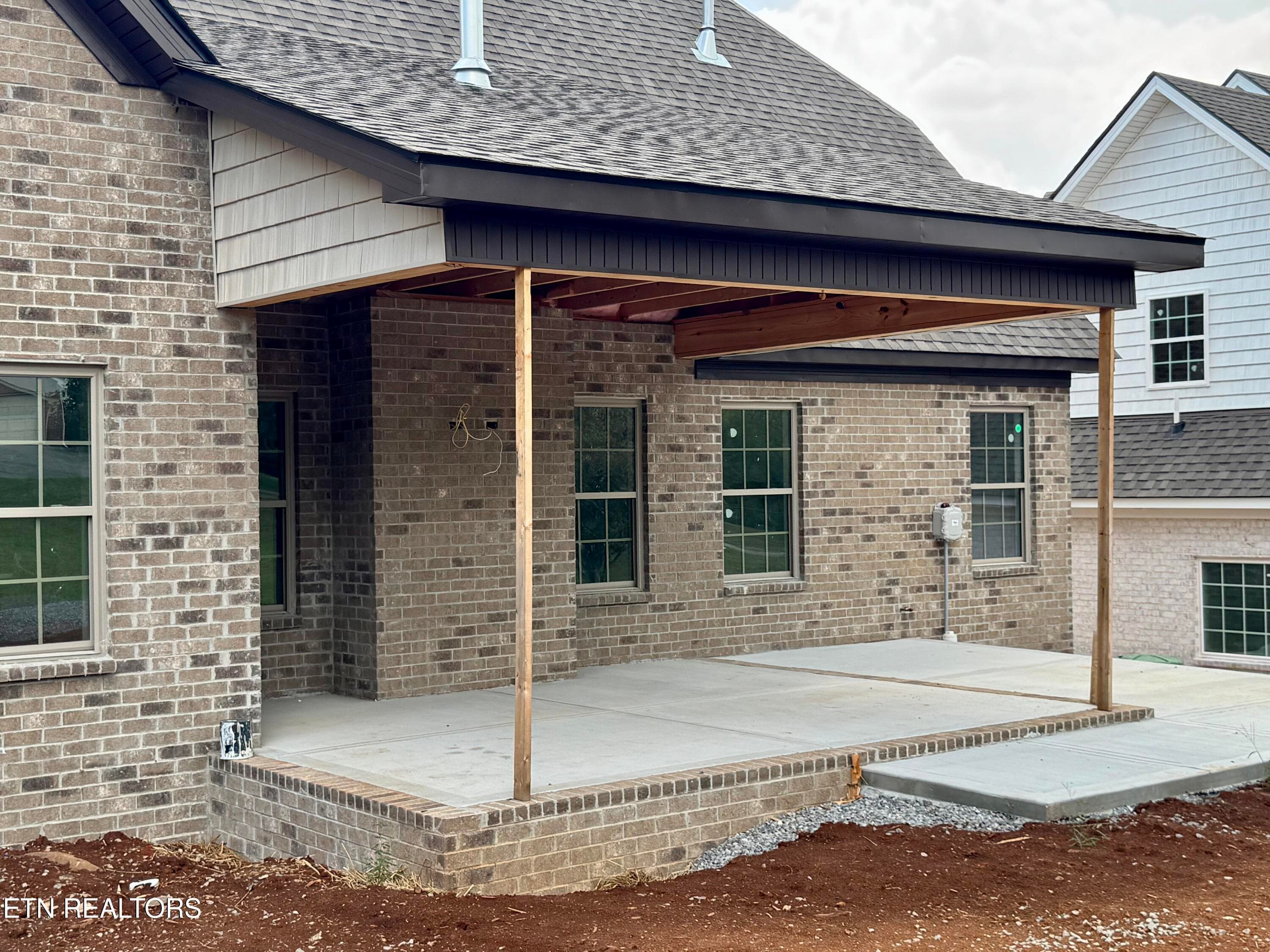 Covered Patio - 8861 Dancing Bear Lane, Knoxville, TN 37923, Knoxville