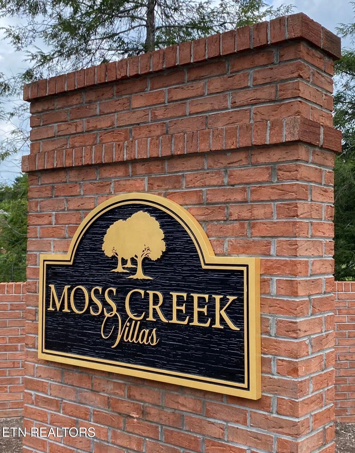Moss Creek Villas - 2828 Knob Creek Lane, Knoxville, TN 37912, Knoxville