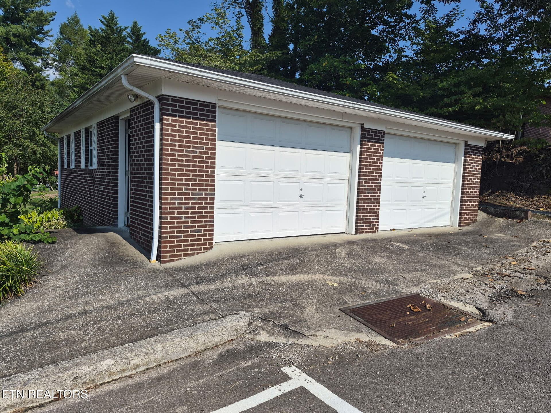 1000055327 - 117 Roane St, Oliver Springs, TN 37840