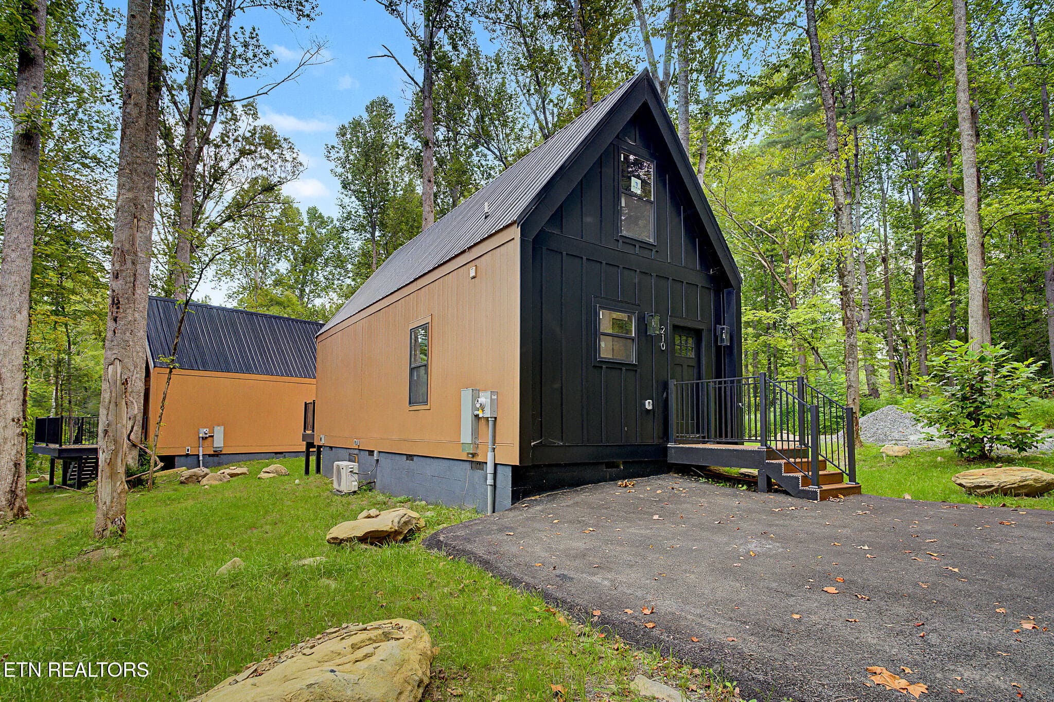 210 Braydens Way - 210 Braydens Way, Gatlinburg, TN 37738, Gatlinburg