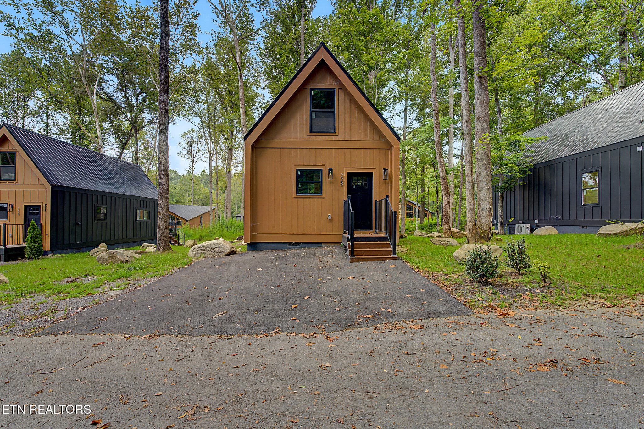 222 Braydens Way - 228 Braydens Way, Gatlinburg, TN 37738, Gatlinburg