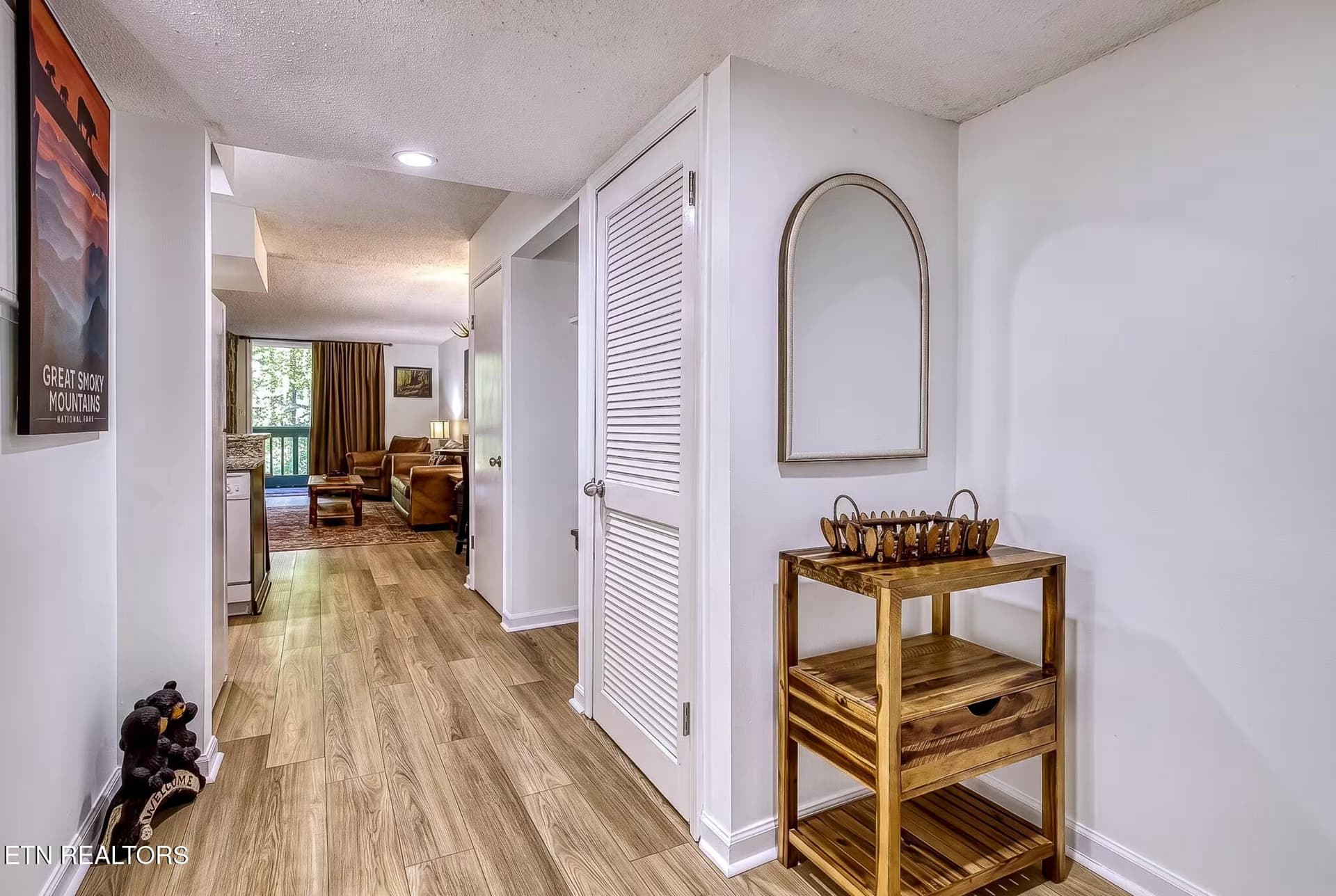 1435 Wiley Oakley Drive APT 155, Gatlinburg, TN 37738