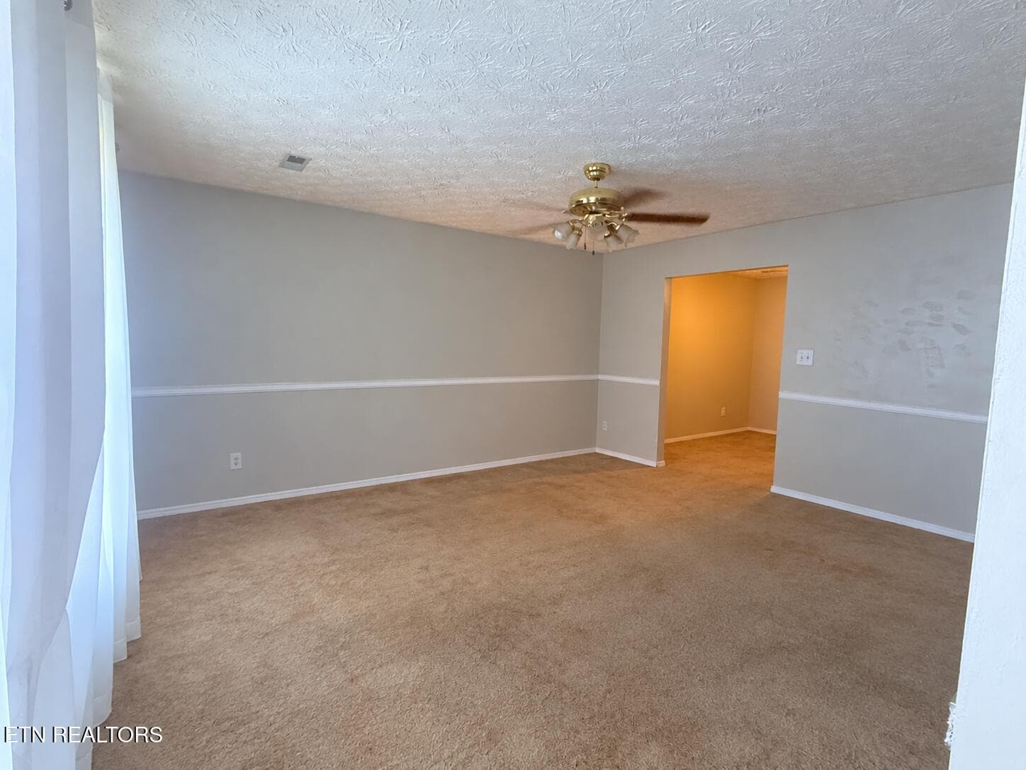 Living Room - 7518 Kilbridge Drive, Knoxville, TN 37924, Knoxville