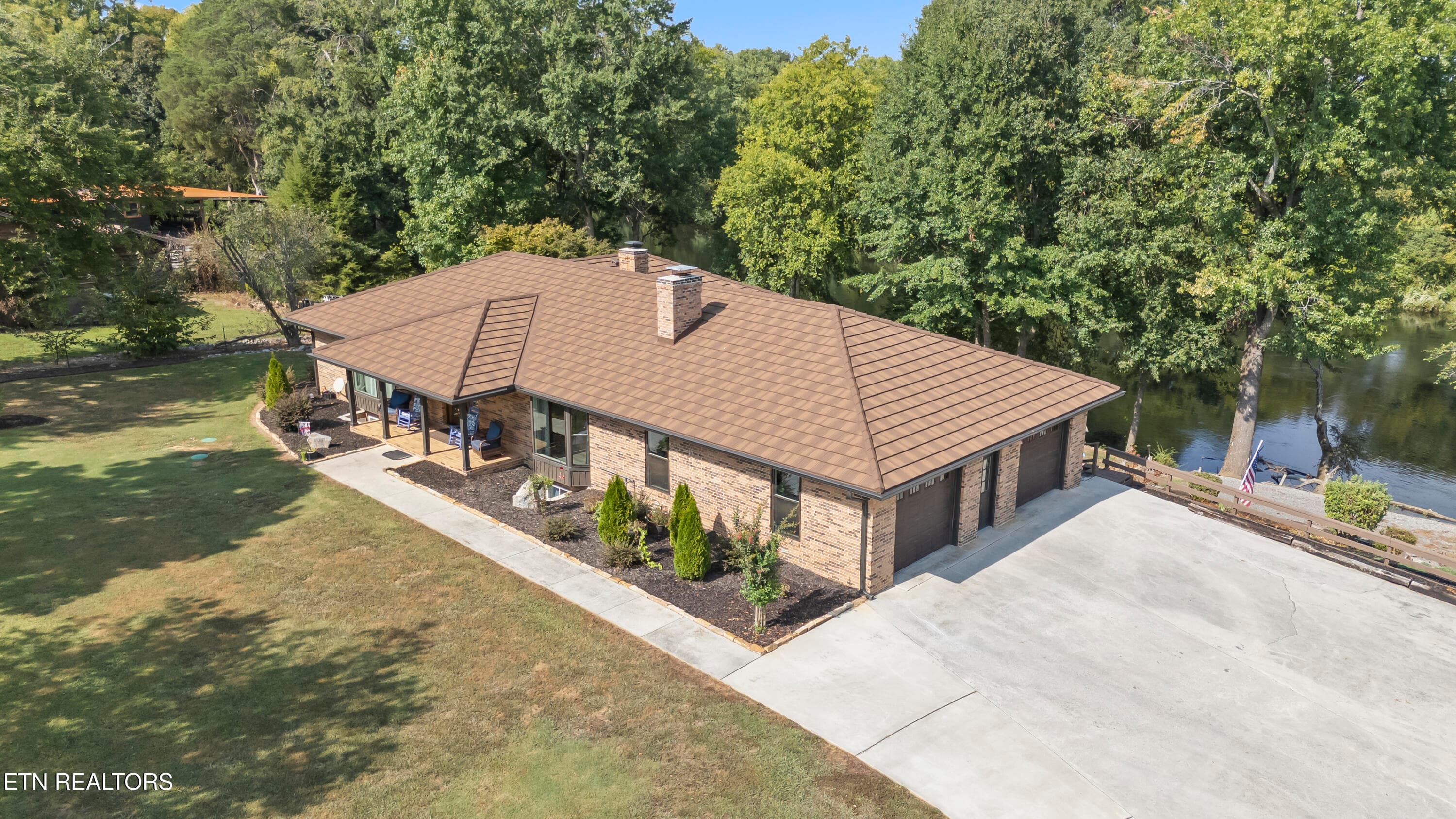 240 mcclary dr-248 - 240 McClary Drive, Benton, TN 37307, Benton