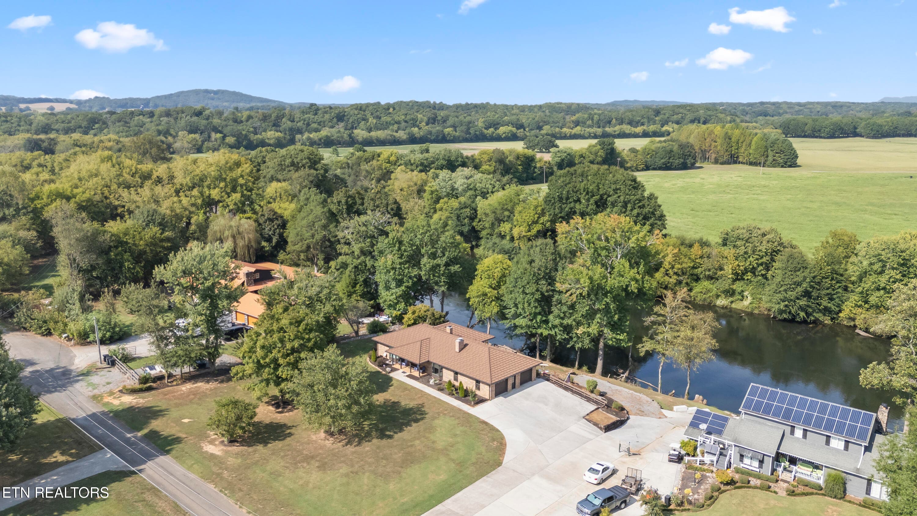 240 mcclary dr-253 - 240 McClary Drive, Benton, TN 37307, Benton