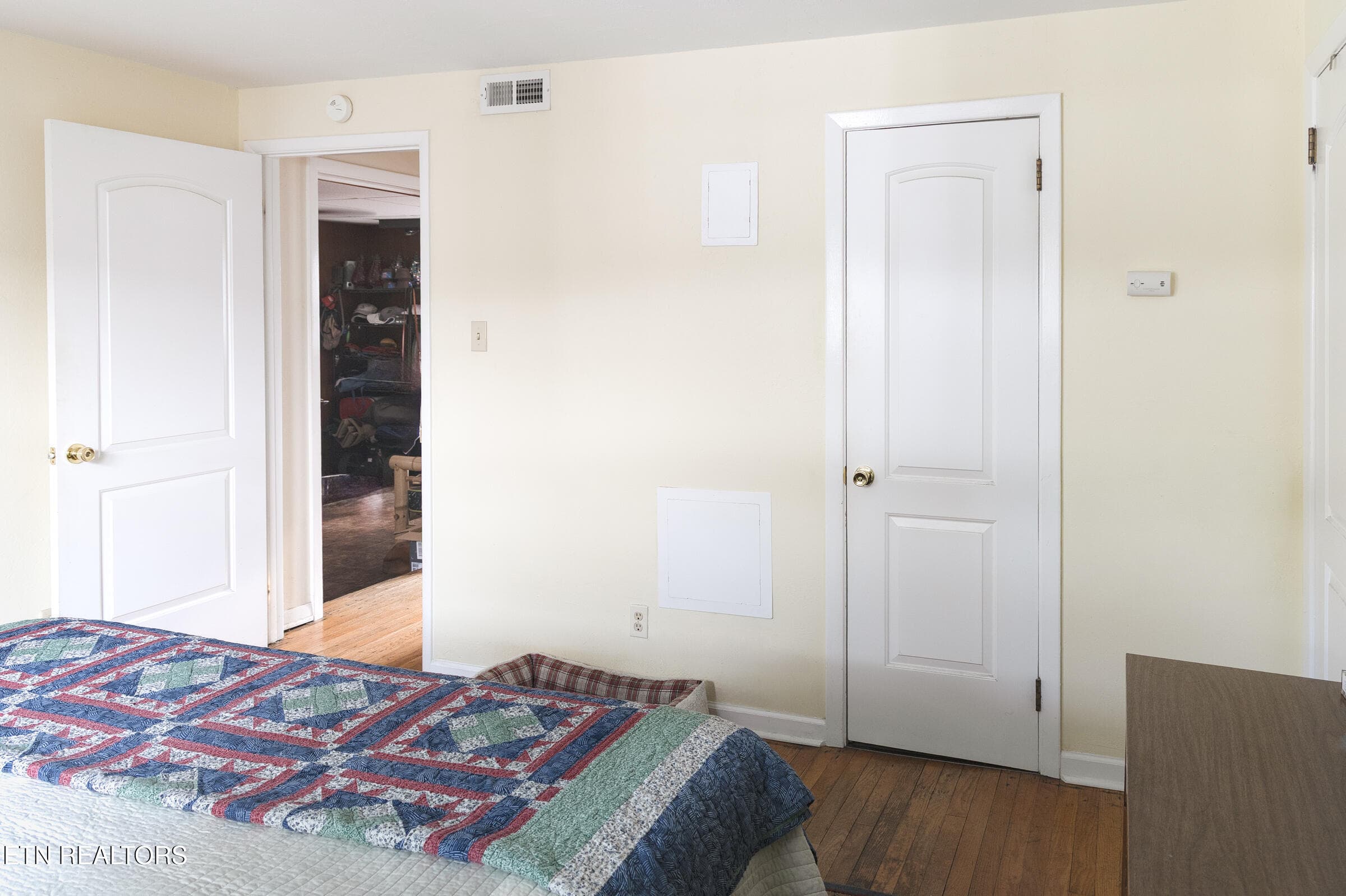 PrimaryBedroom3 - 1016 Oglewood Ave, Knoxville, TN 37917, Knoxville