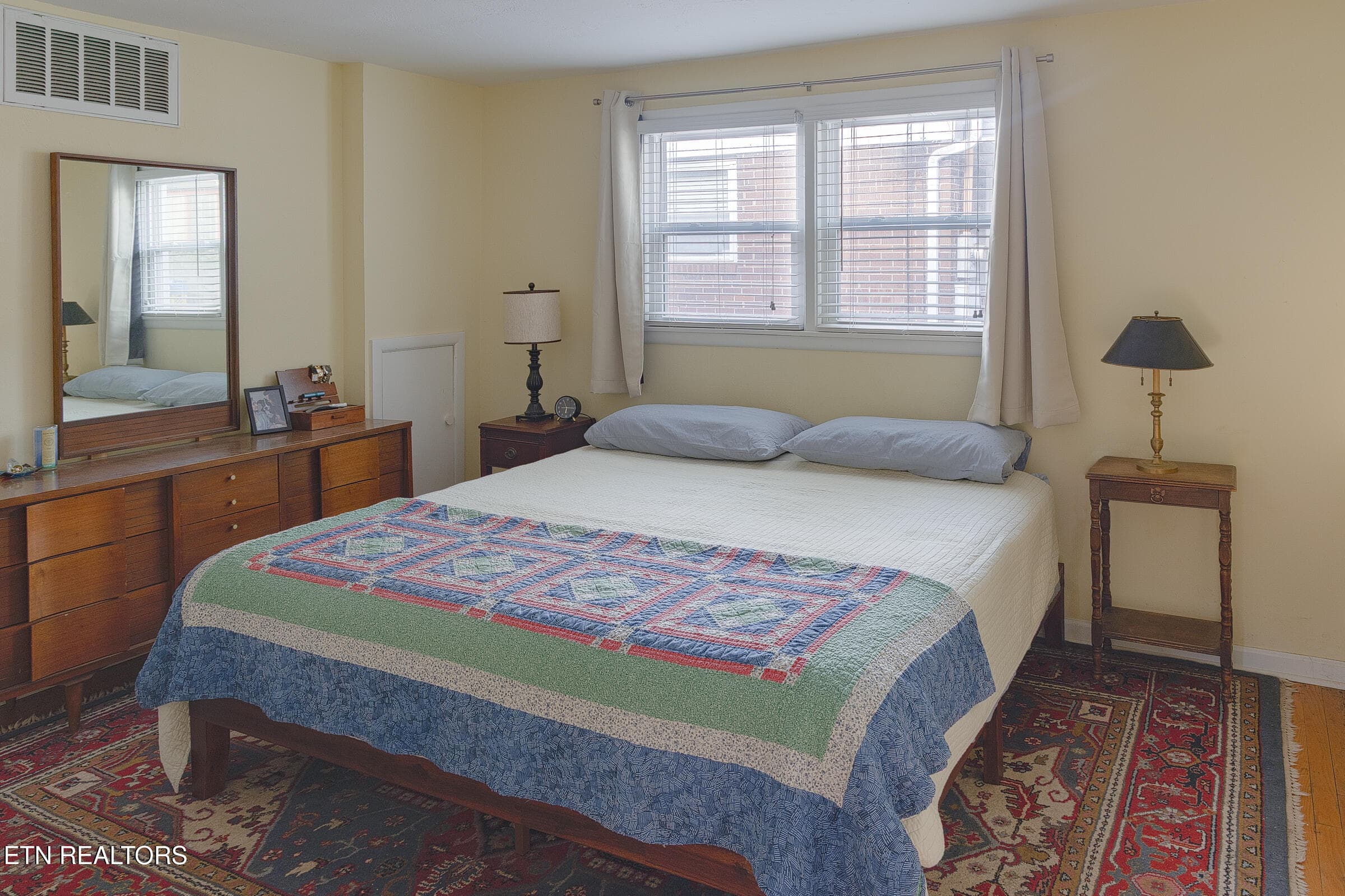 PrimaryBedroom1 - 1016 Oglewood Ave, Knoxville, TN 37917, Knoxville