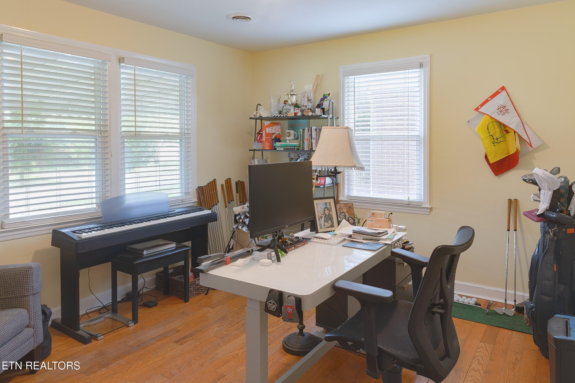 FrontBedroom1 - 1016 Oglewood Ave, Knoxville, TN 37917, Knoxville