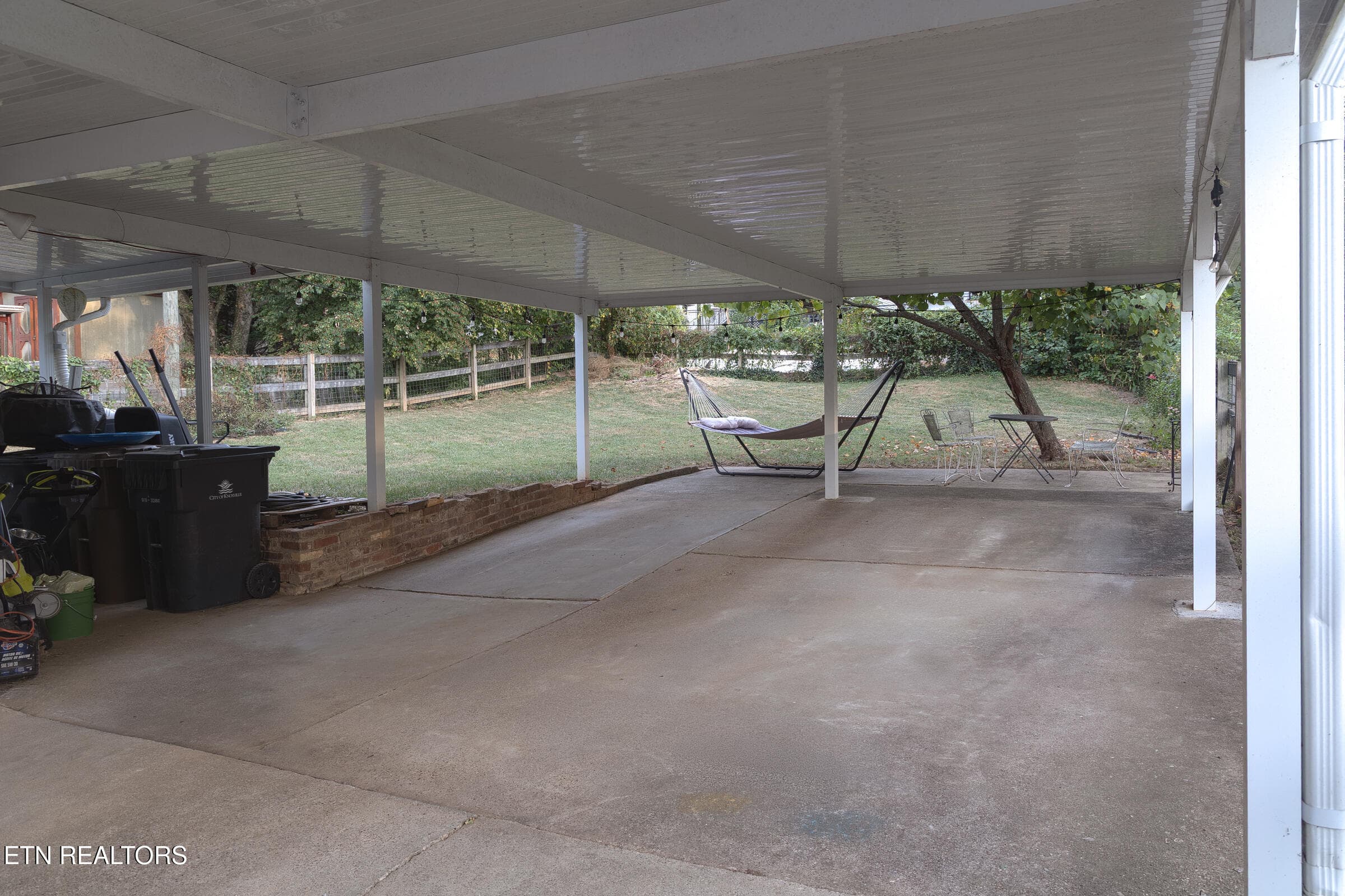 Driveway3 - 1016 Oglewood Ave, Knoxville, TN 37917, Knoxville