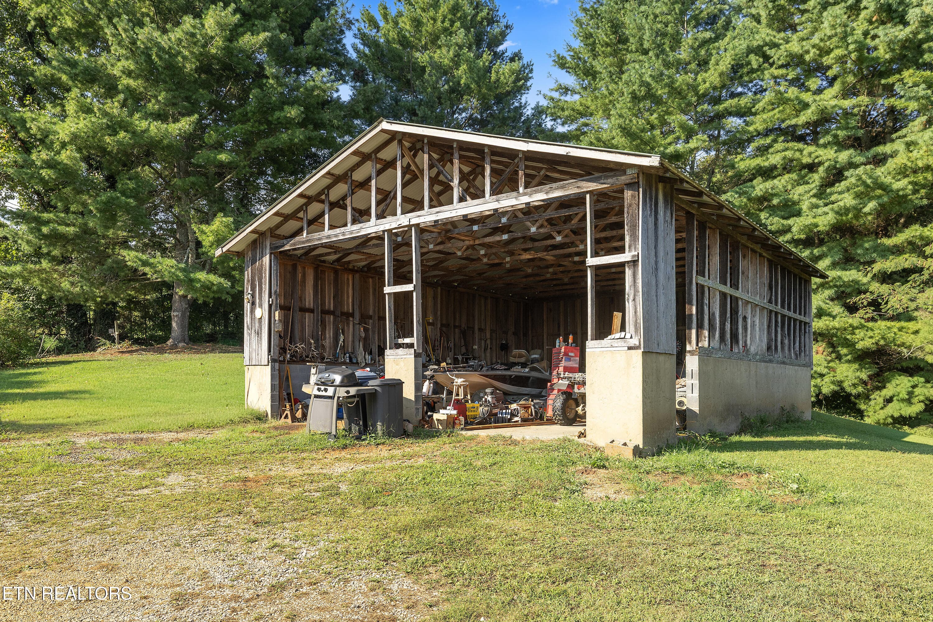 Detached carport/storage - 2460 Northern Rd, New Market, TN 37820, New Market