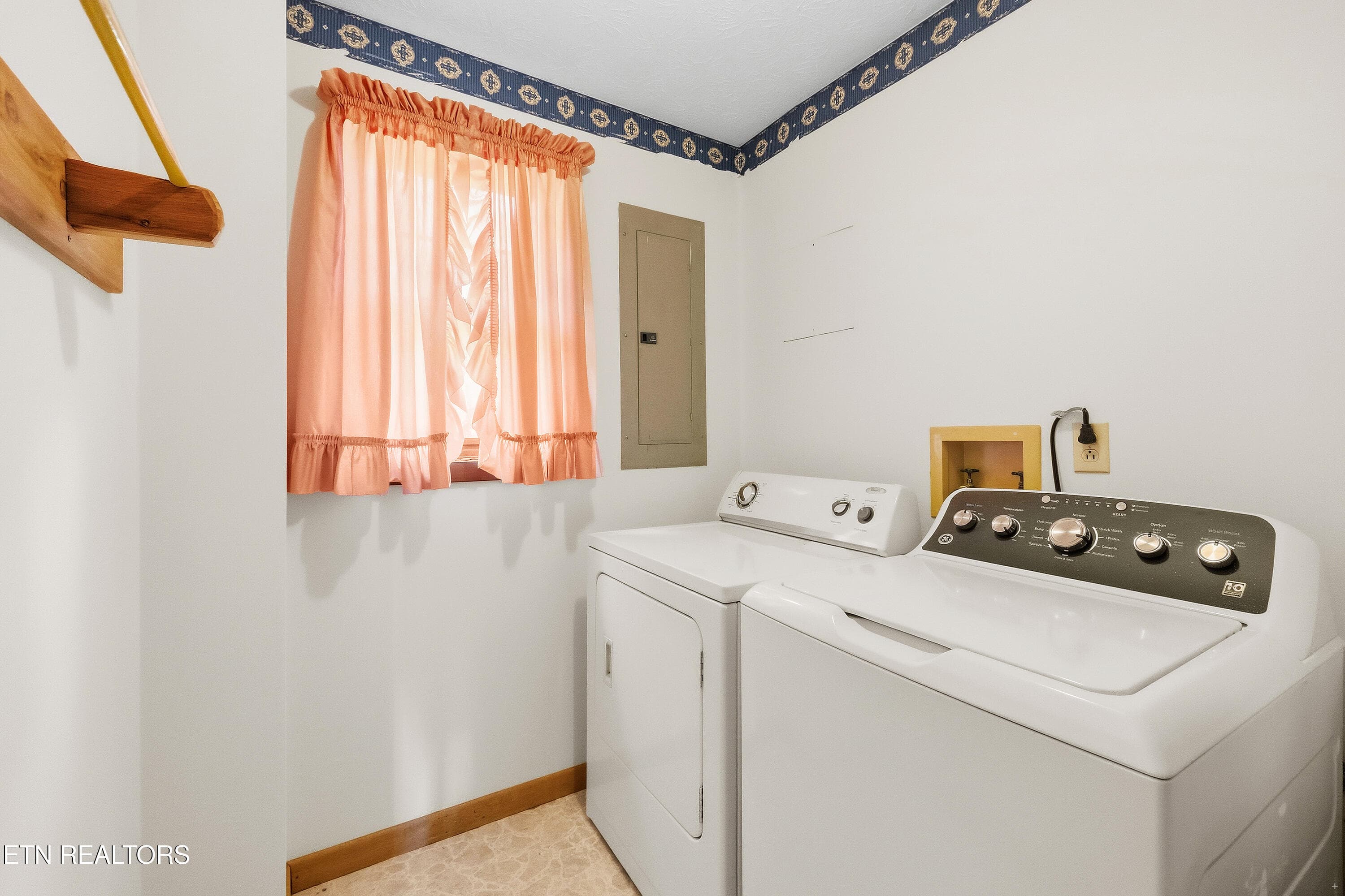 Laundry Room Main Level - 2460 Northern Rd, New Market, TN 37820, New Market