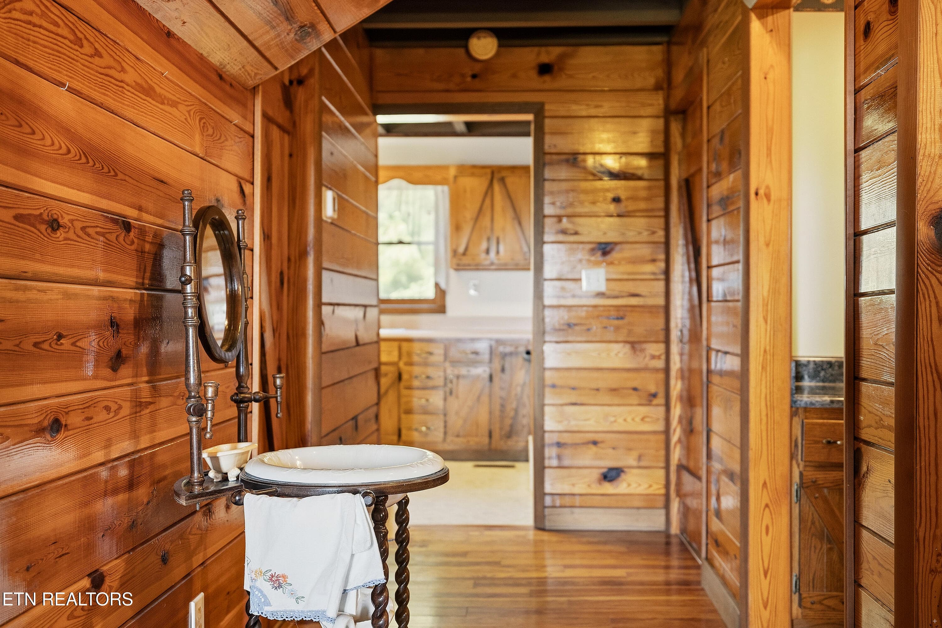 Main Level Hallway - 2460 Northern Rd, New Market, TN 37820, New Market