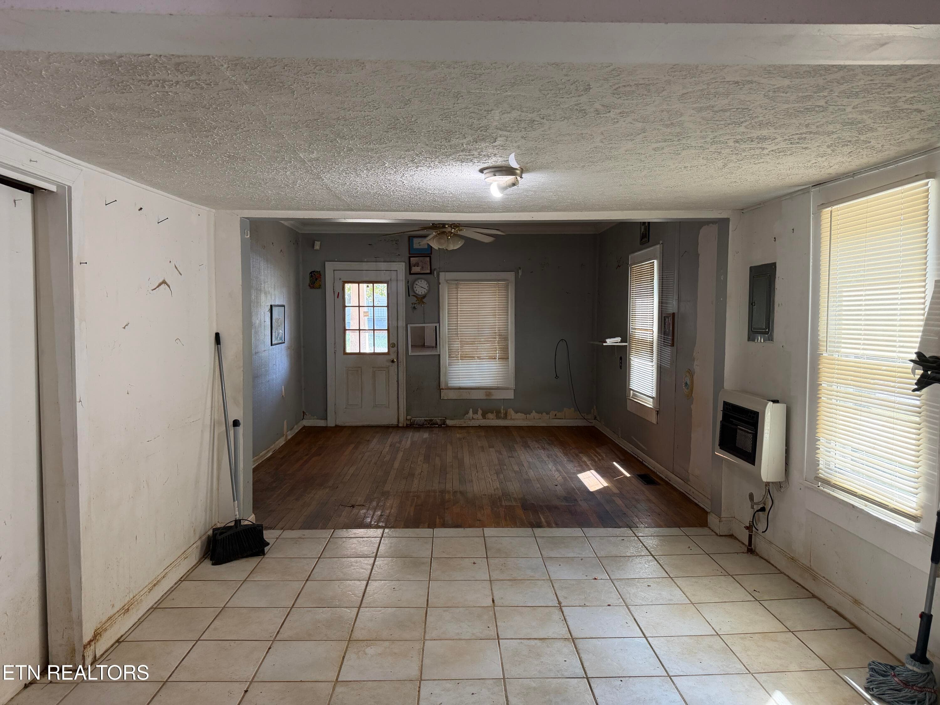 IMG_9576 - 1116 W Walden St, LaFollette, TN 37766, LaFollette