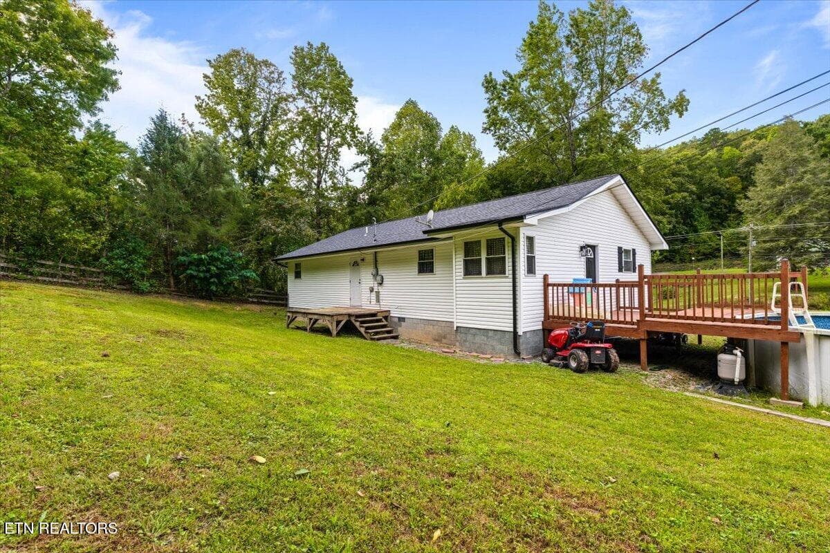Back - 4367 Highway 297, Newcomb, TN 37819, Newcomb