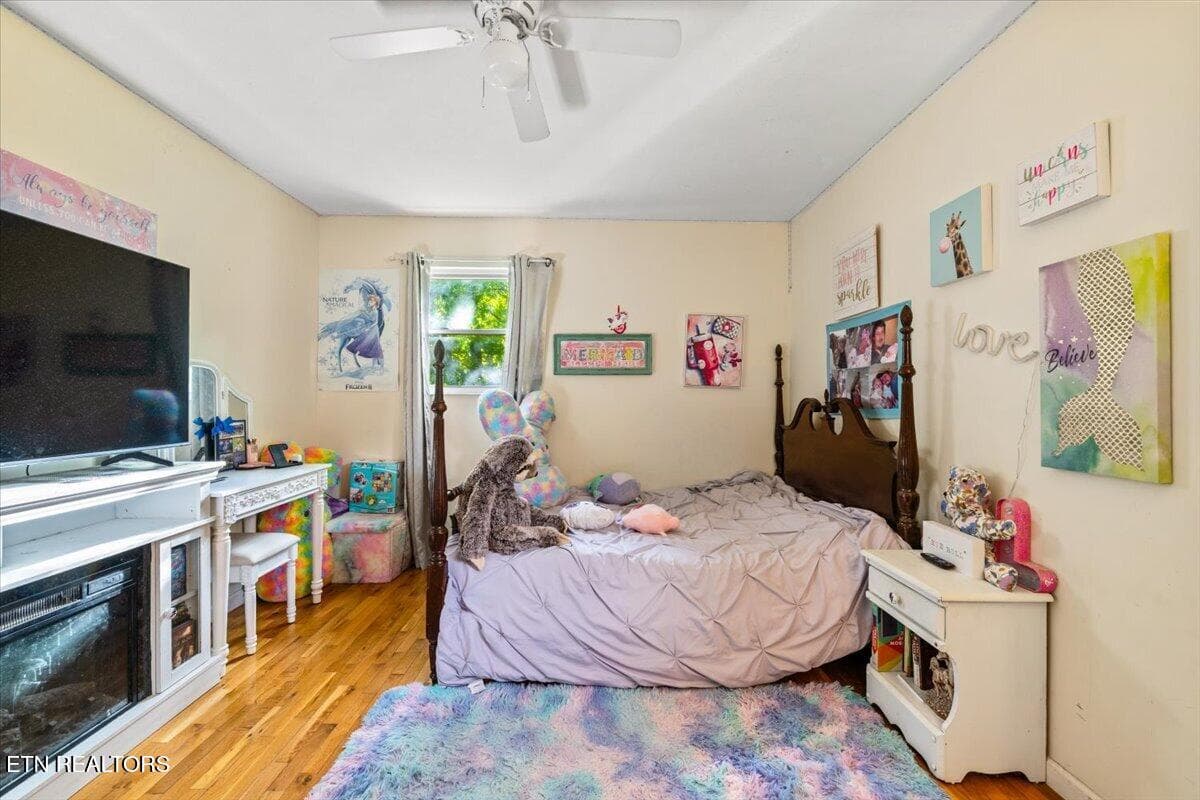Bedroom 1 - 4367 Highway 297, Newcomb, TN 37819, Newcomb
