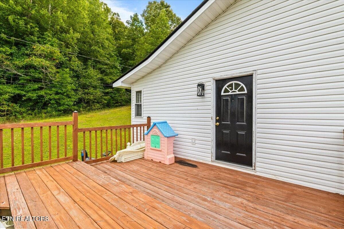 39-4367 TN-297 - 4367 Highway 297, Newcomb, TN 37819, Newcomb