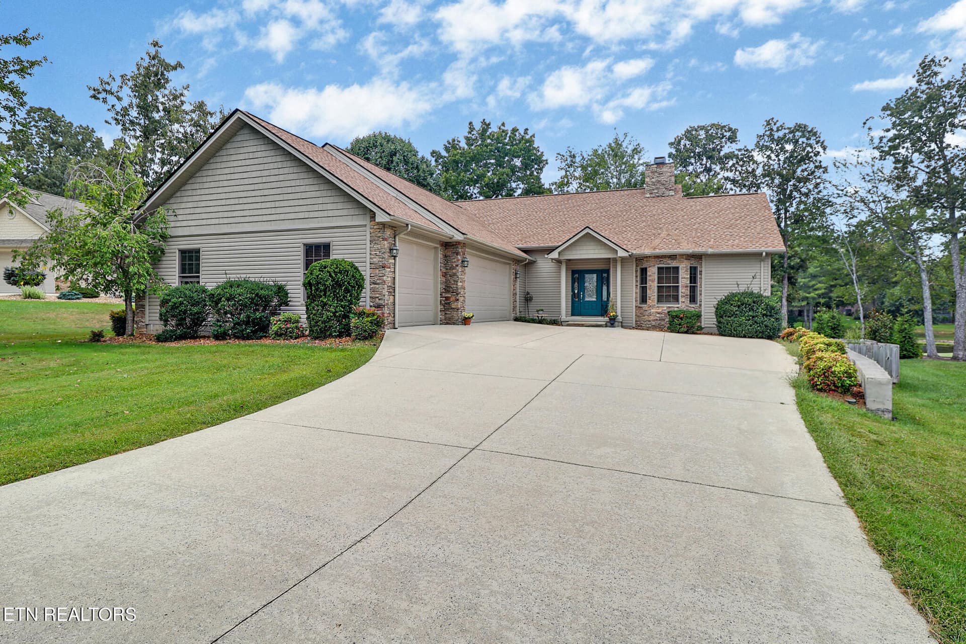 n44a5970-n44a5974 - 46 Westridge Court, Crossville, TN 38558