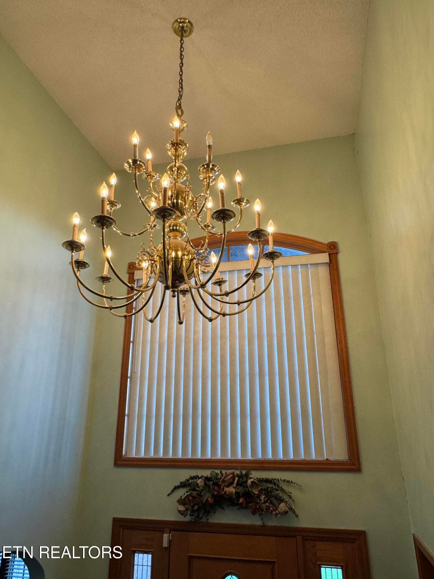 Foyer - 2961 Forge Ridge Rd, Harrogate, TN 37752, Harrogate