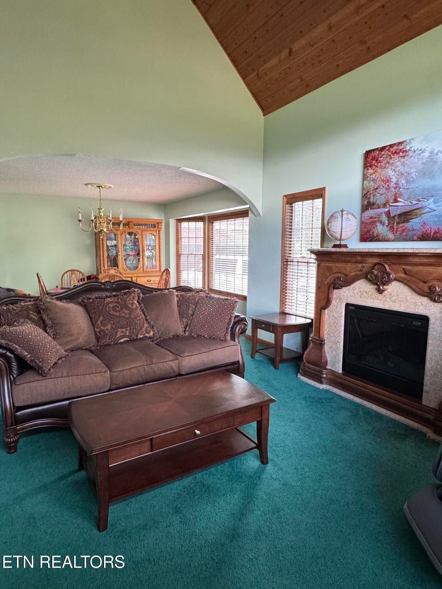 Formal Living Room - 2961 Forge Ridge Rd, Harrogate, TN 37752, Harrogate