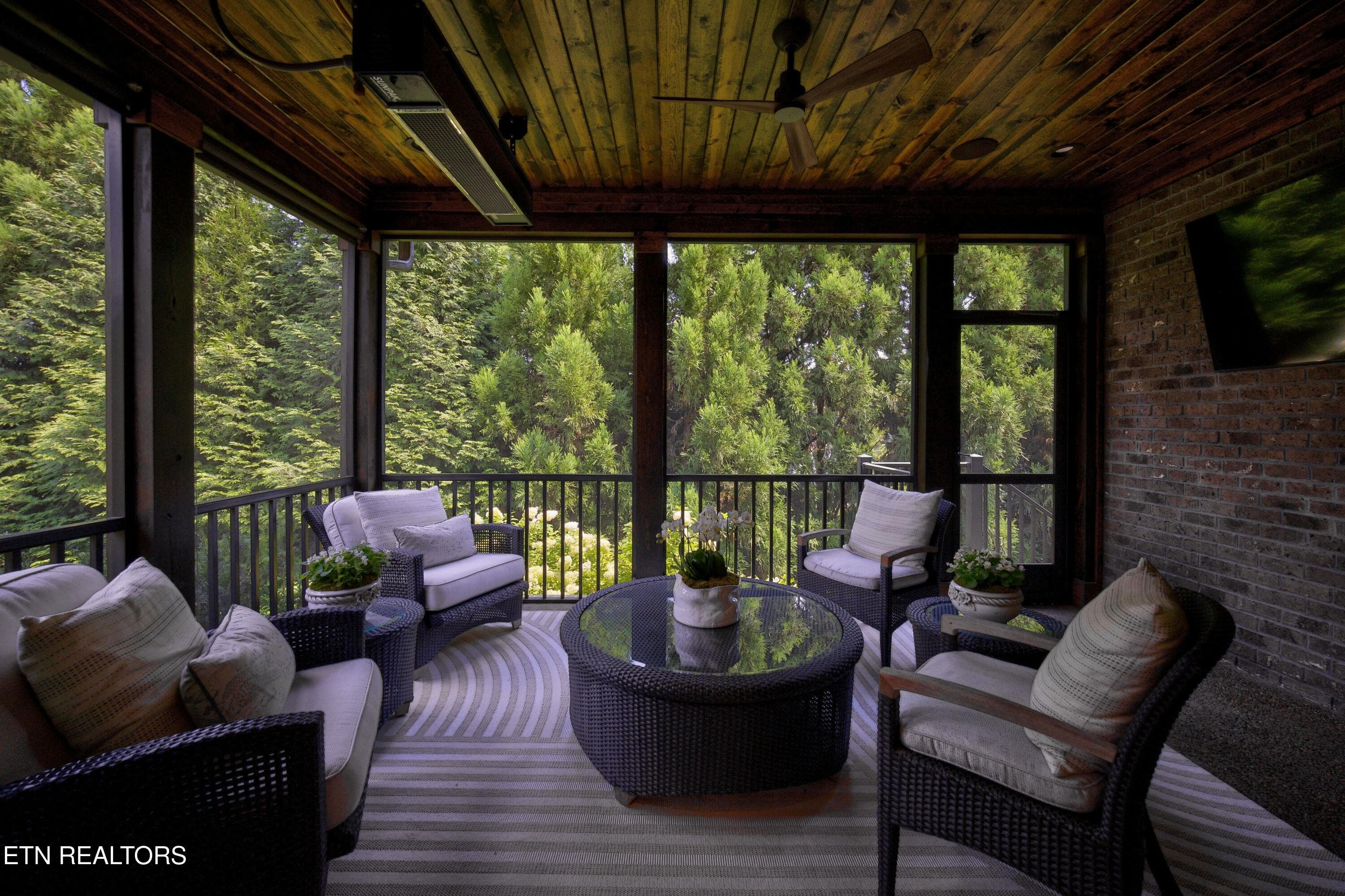 screened porch - 1305 Legacy Cove Way, Knoxville, TN 37919
