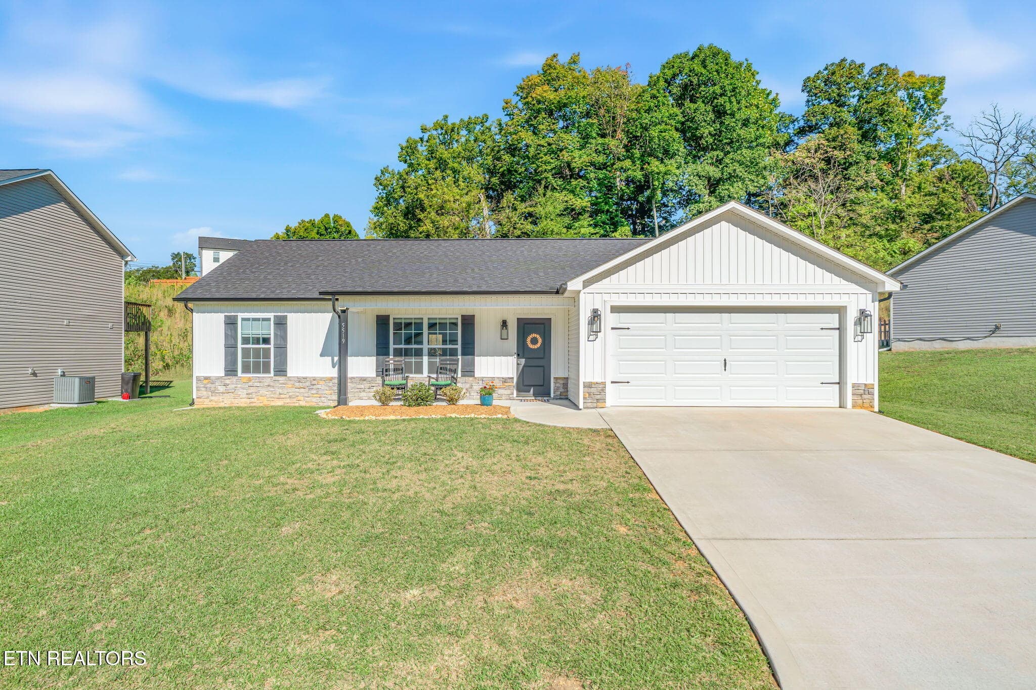 5519 Berkley Landing Lane, Knoxville, TN 37918