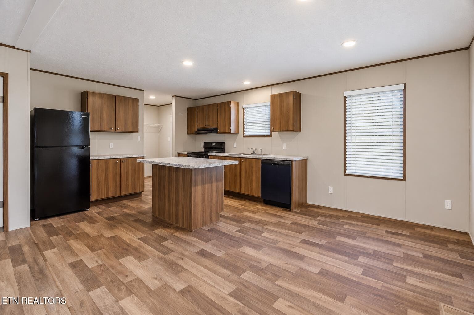 ChatGPT Image Sep 30, 2026, 10_02_06 AM - 3817 Bonnie View Ave, Knoxville, TN 37914