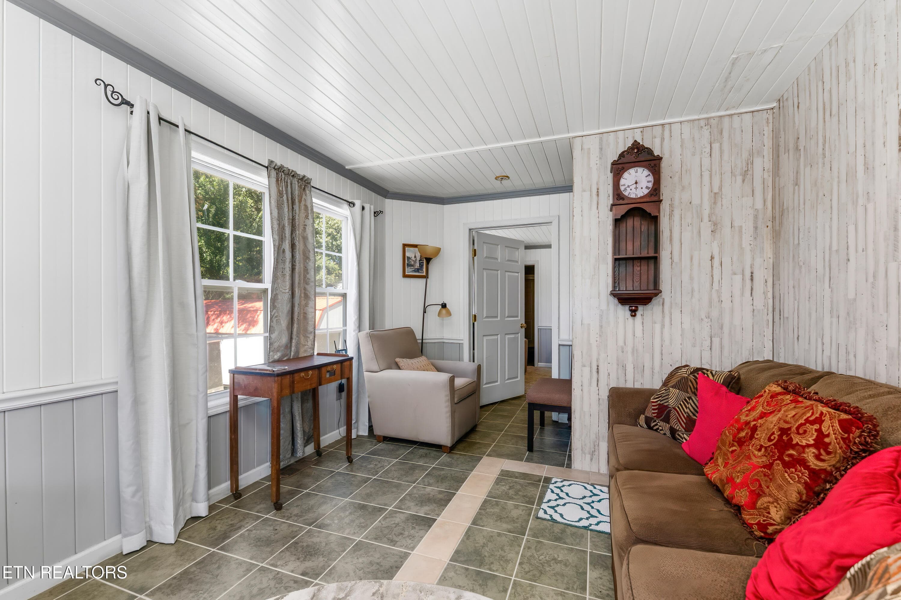 _DSC1611-Edit - 34 Rozzel Rd, Pikeville, TN 37367