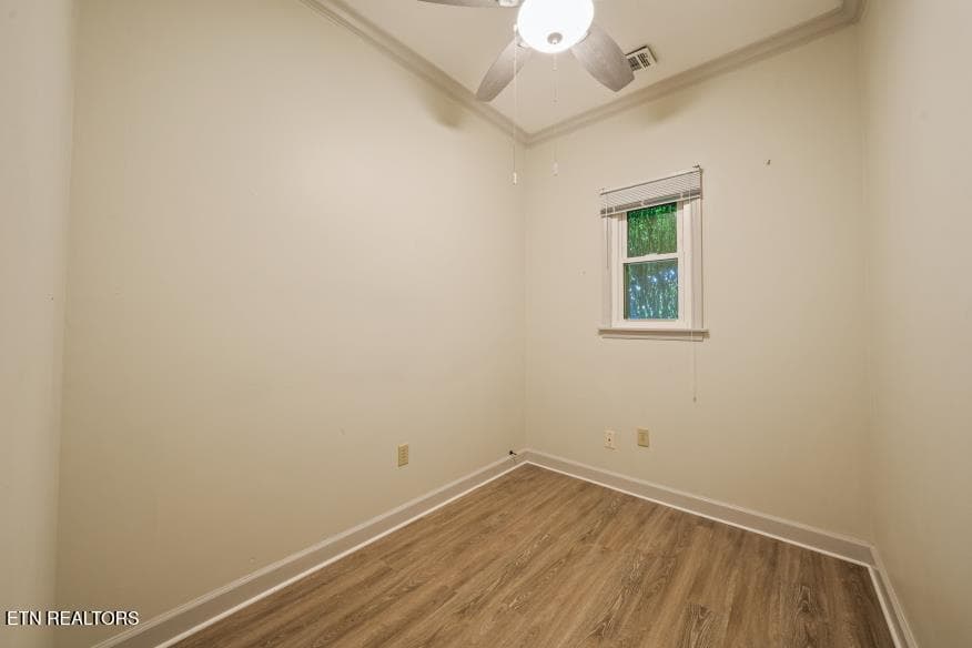 Large Closet - 1210 Briar Lea, Sevierville, TN 37862