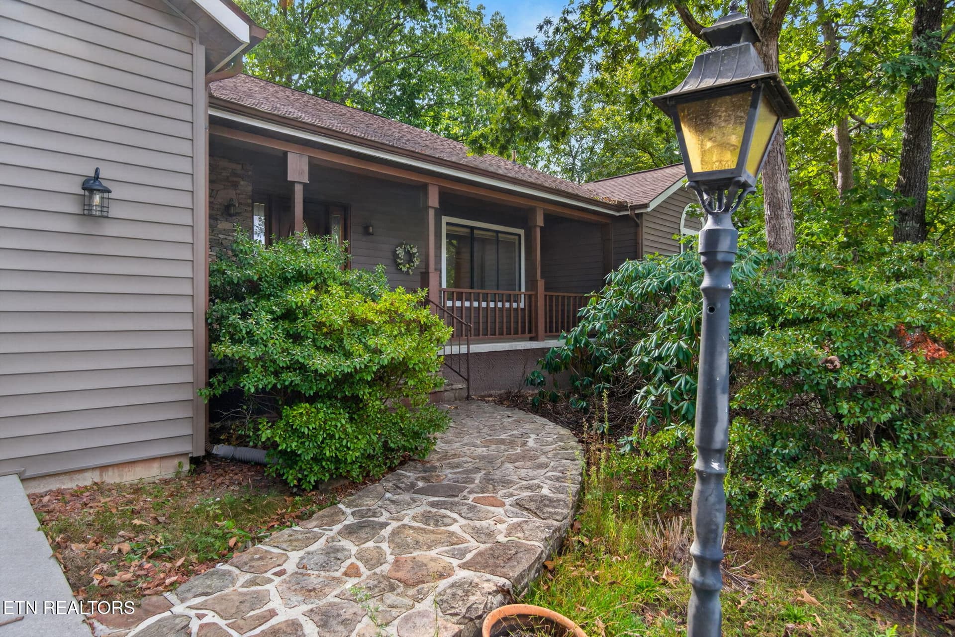 4-web-or-mls-31 Kingsboro Ln_34 - 31 Kingsboro Lane, Crossville, TN 38558