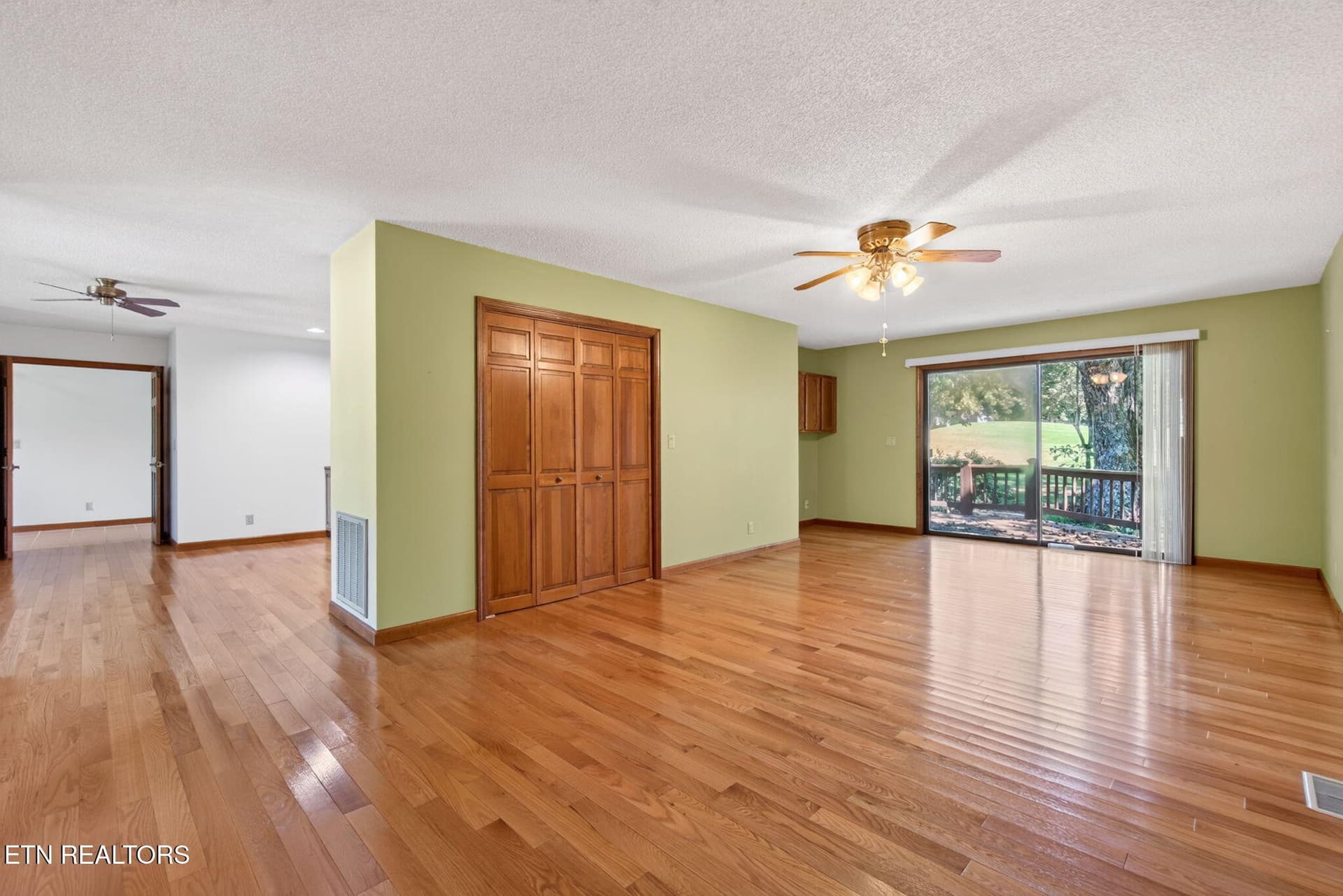 19-web-or-mls-31 Kingsboro Ln_15 - 31 Kingsboro Lane, Crossville, TN 38558