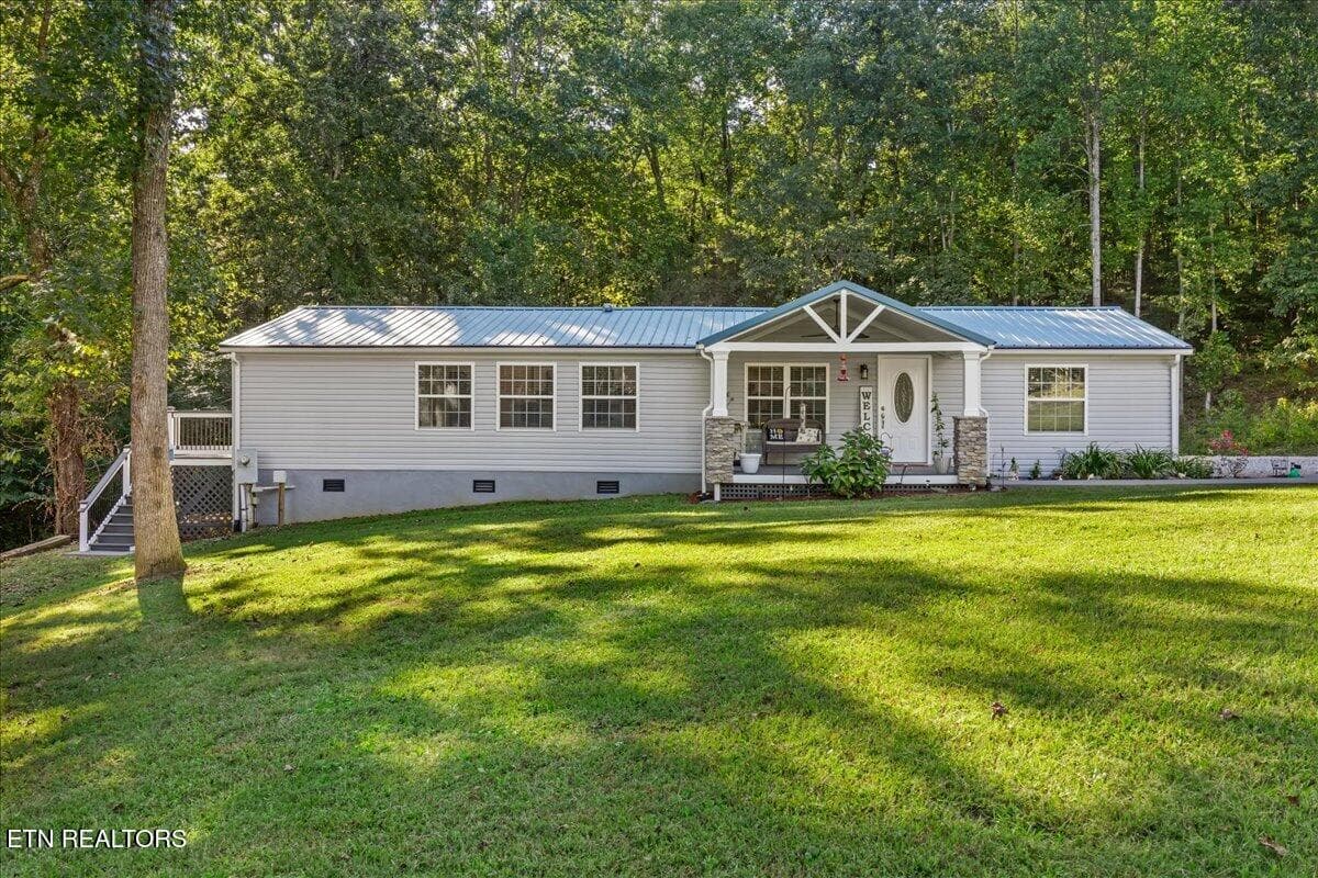497 Old Mine Rd, Sweetwater, TN 37874