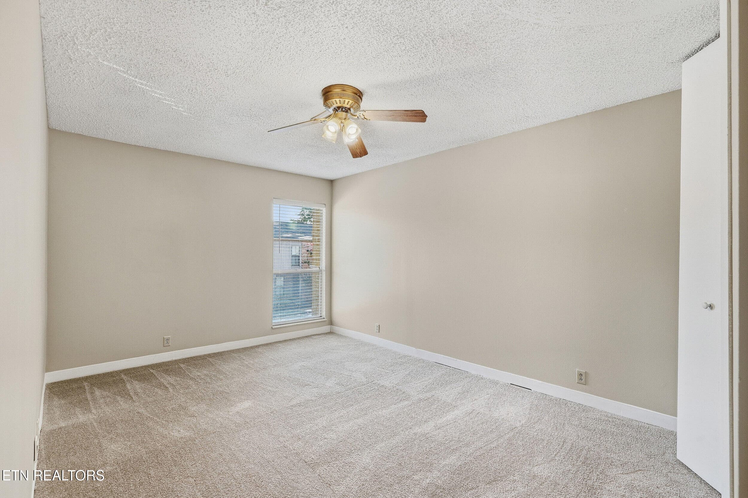 032 - 8503 Ankara Court, Knoxville, TN 37923, Knoxville