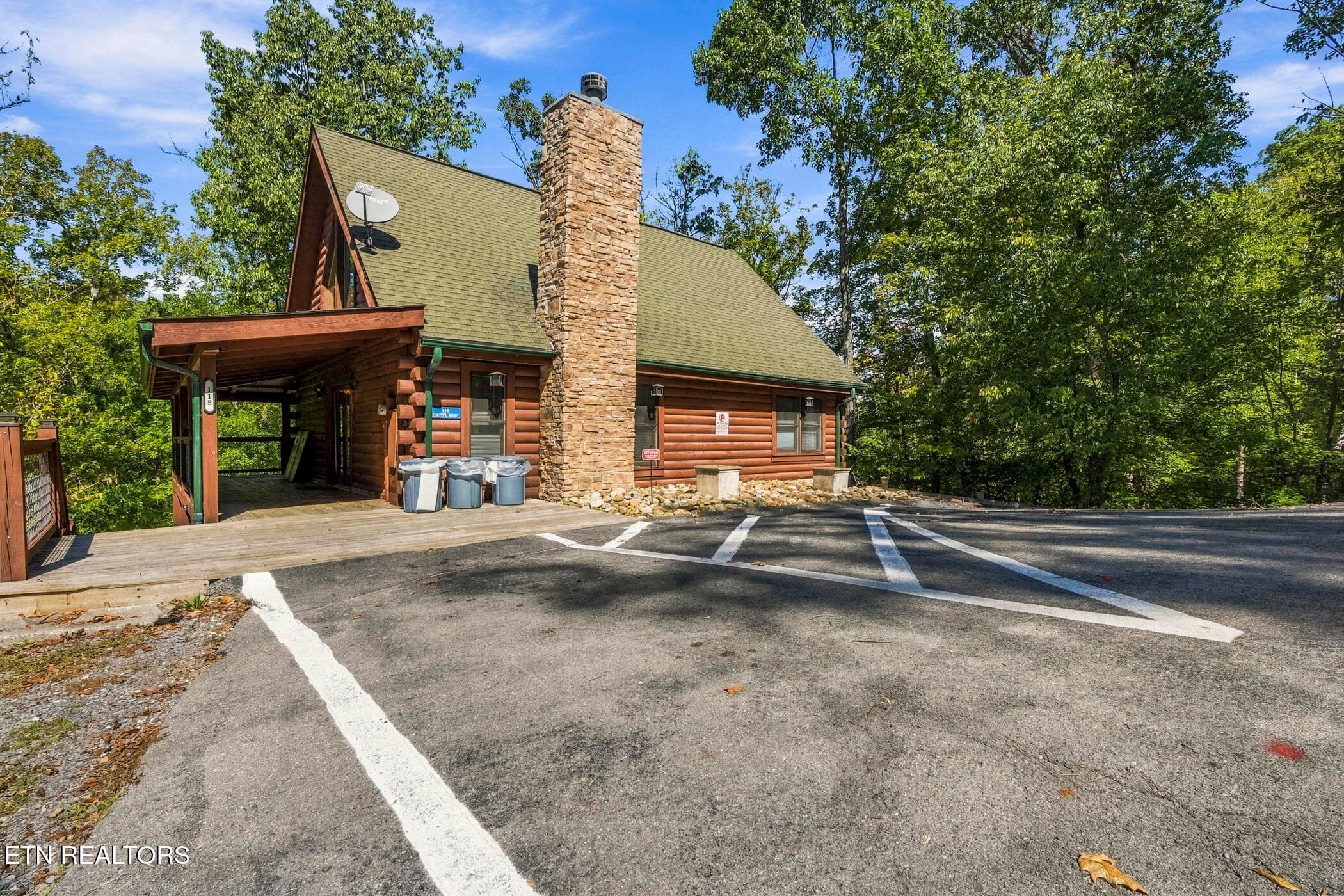 dsc03262 - 118 Daryl Way, Sevierville, TN 37876, Sevierville