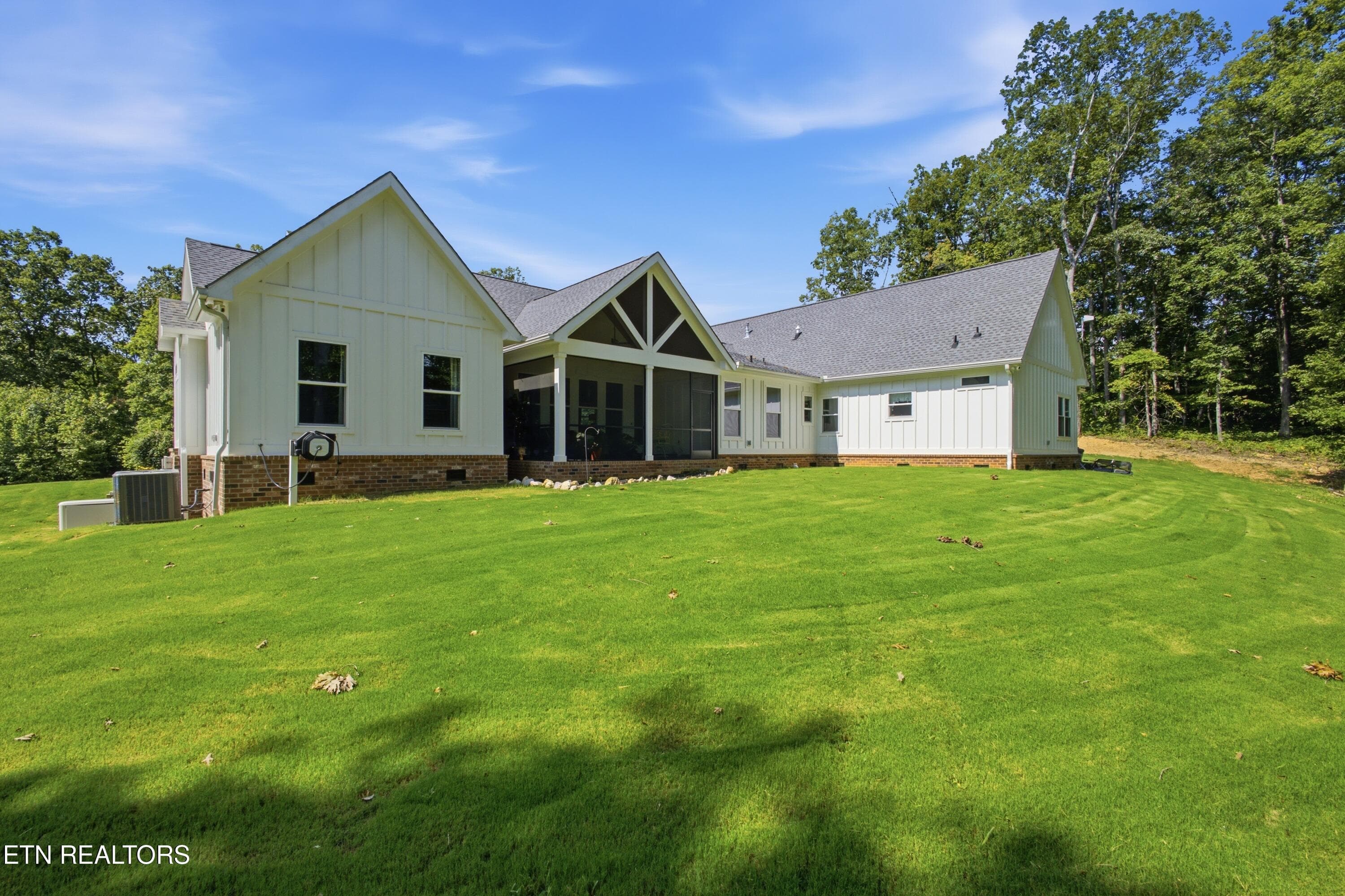 SPOT8073 - 114 W Mountain Drive, Rockwood, TN 37854, Rockwood
