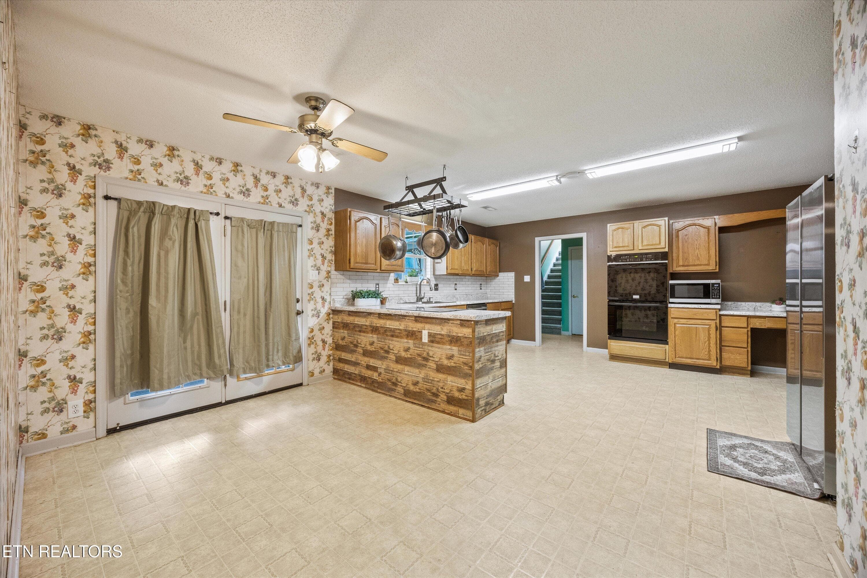 21-9212 Countryway Dr 11 - 9212 Countryway Drive, Knoxville, TN 37922, Knoxville