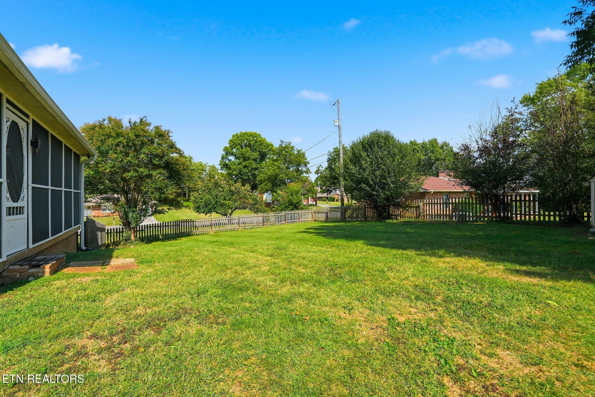 28-web-or-mls-7552 Berkshire Blvd-34 - 7552 Berkshire Blvd, Powell, TN 37849, Powell