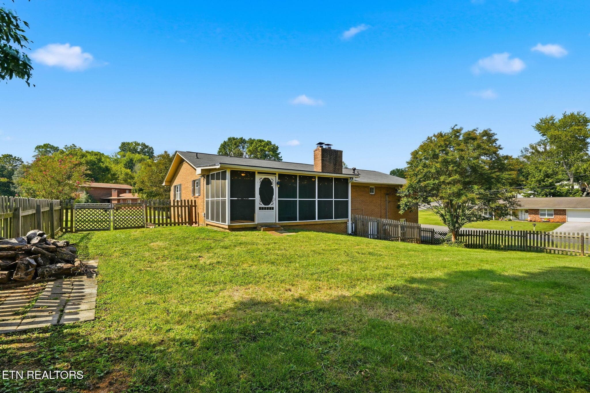 29-web-or-mls-7552 Berkshire Blvd-35 - 7552 Berkshire Blvd, Powell, TN 37849, Powell