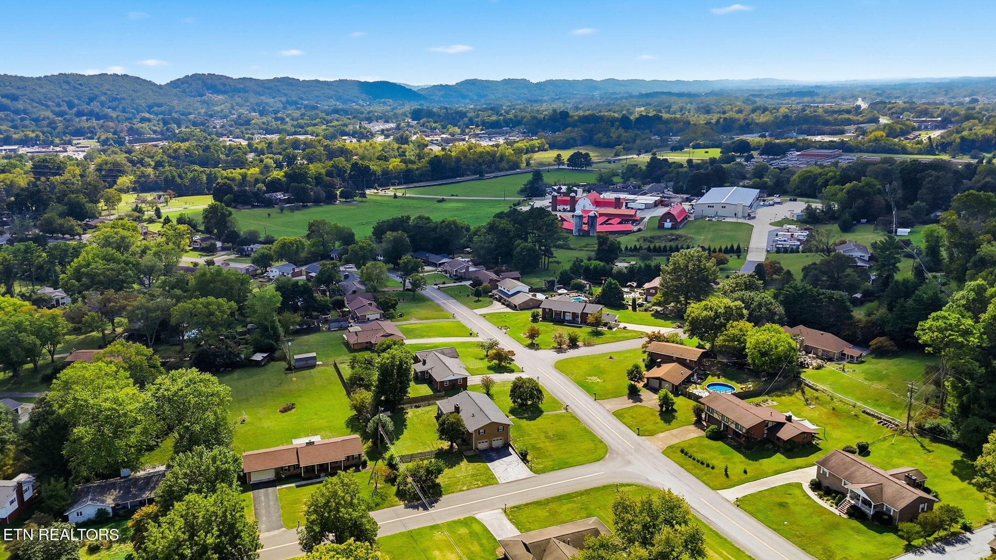 40-web-or-mls-7552 Berkshire Blvd-45 - 7552 Berkshire Blvd, Powell, TN 37849, Powell