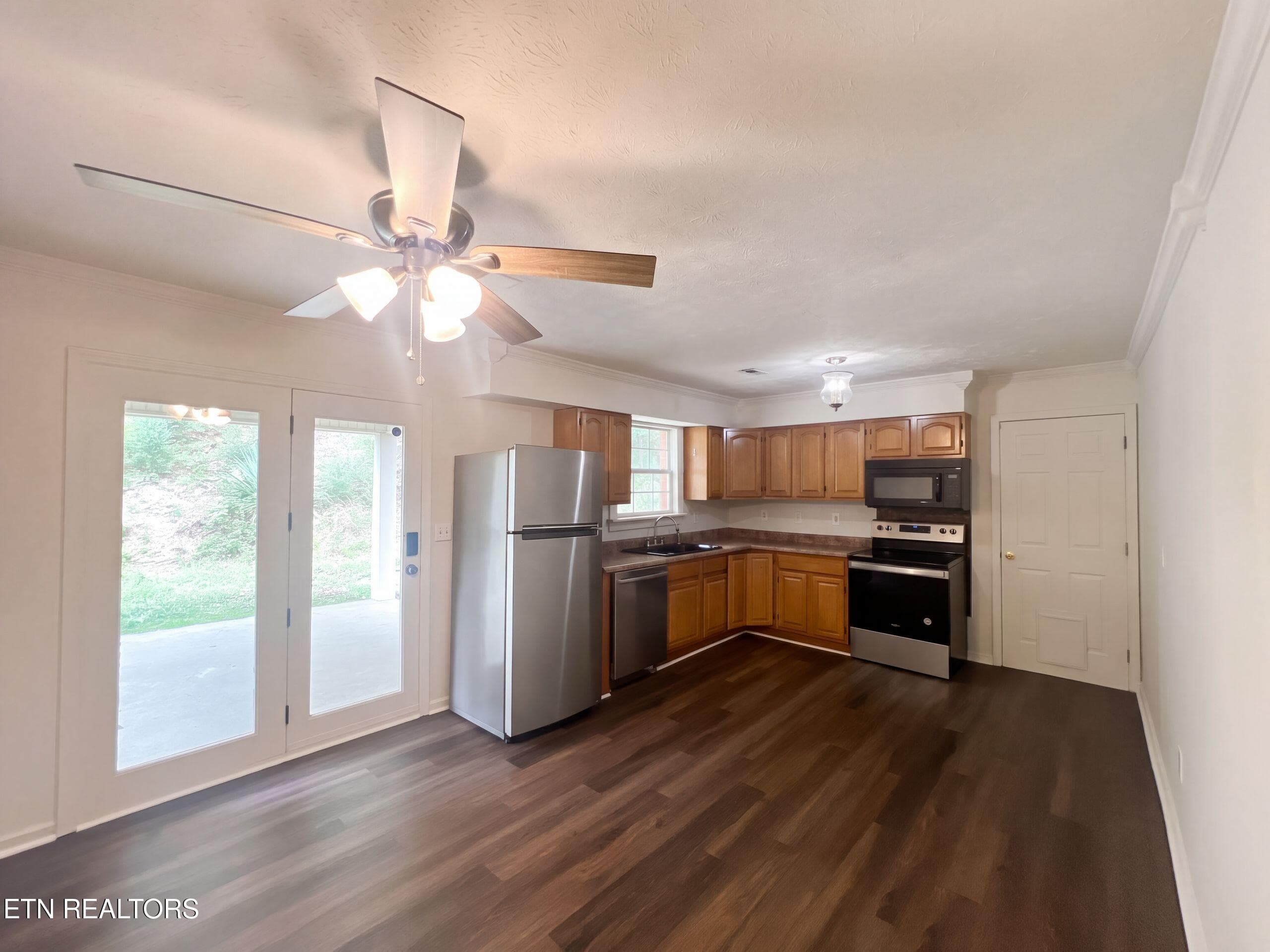 listing_1 - 226 Parliament Rd, Harrogate, TN 37752, Harrogate