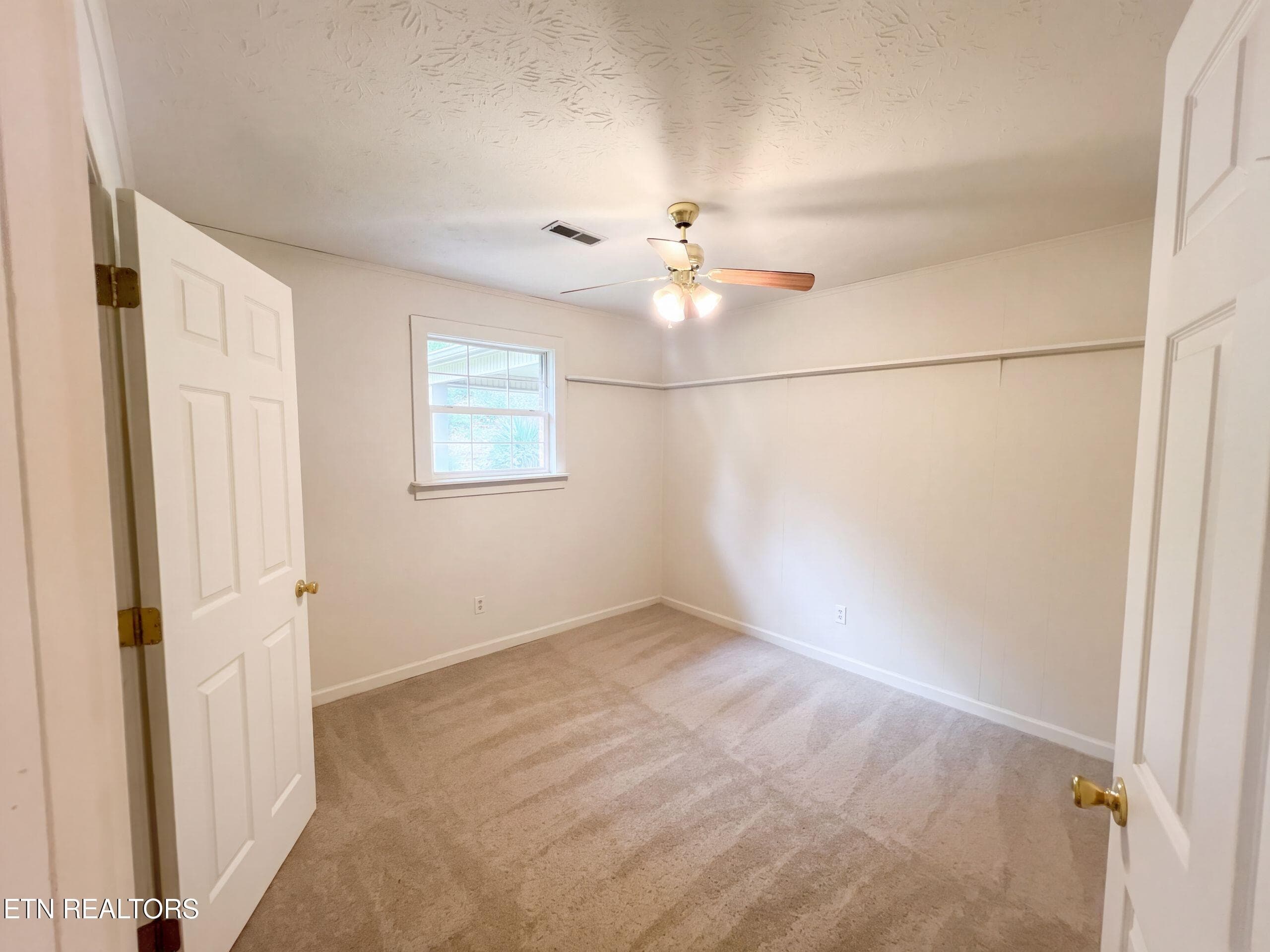 listing_3 - 226 Parliament Rd, Harrogate, TN 37752, Harrogate
