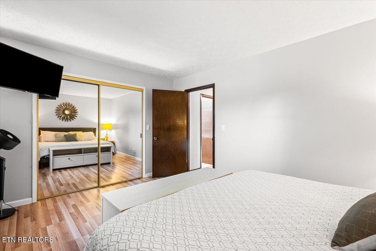 Bedroom Main - 328 Brown Crest Rd, LaFollette, TN 37766, LaFollette