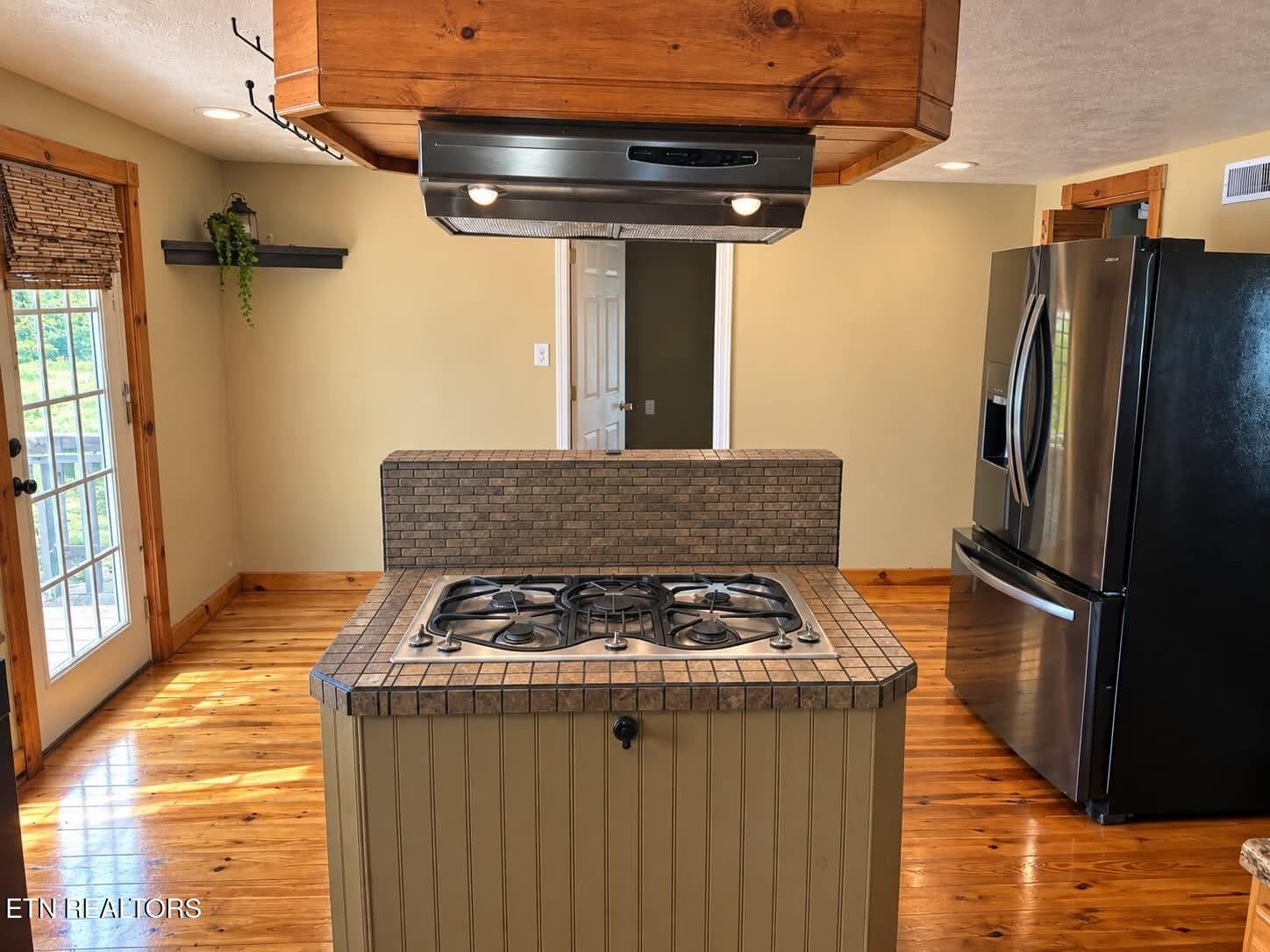 1-35 - 925 Tweed Springs Rd, Greeneville, TN 37743, Greeneville
