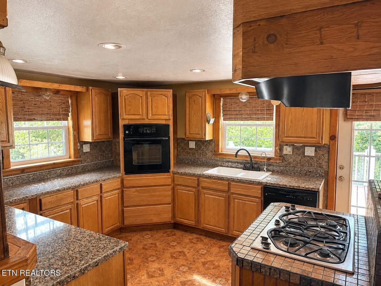 1-36 - 925 Tweed Springs Rd, Greeneville, TN 37743, Greeneville