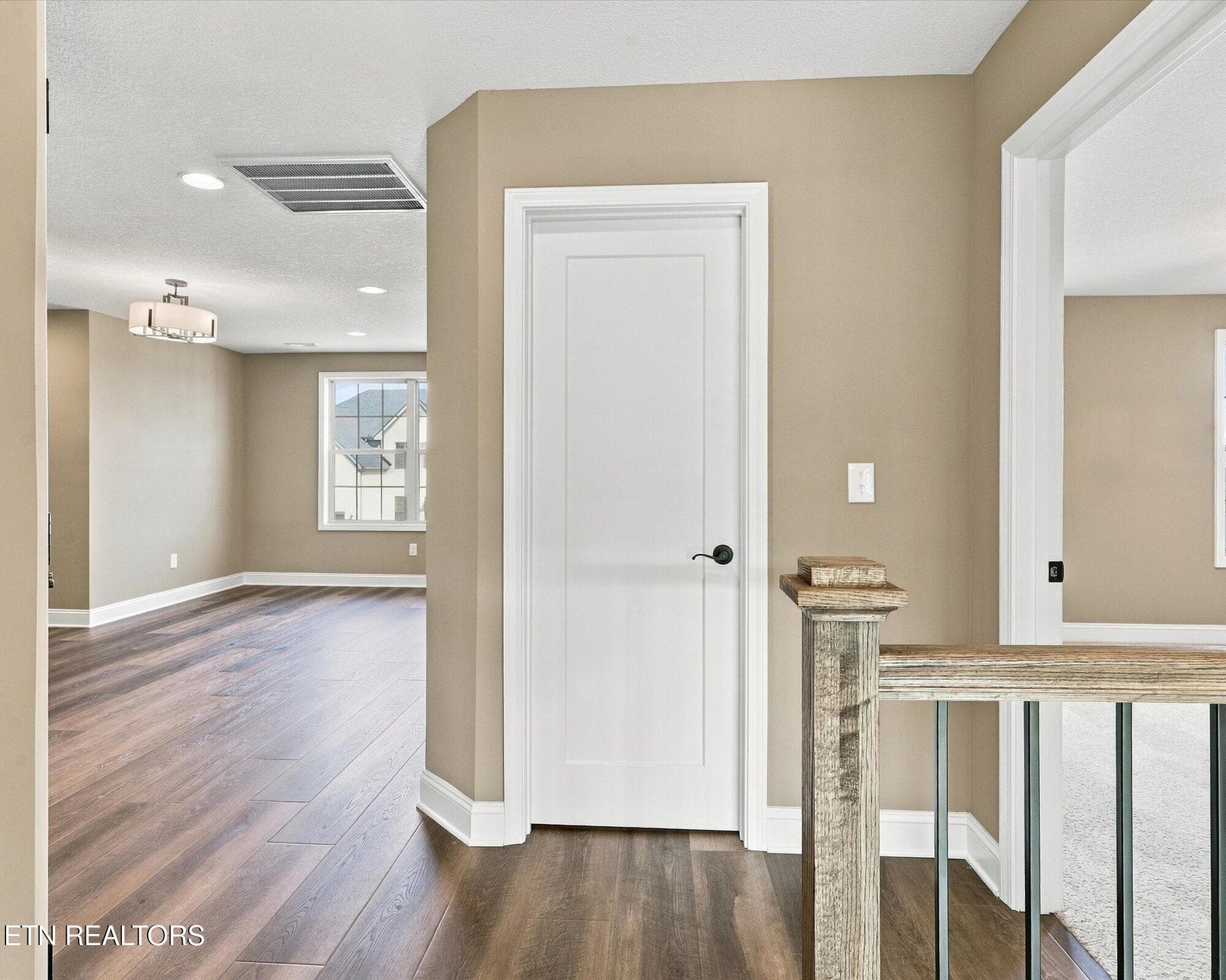 2nd Floor - 1822 Hickory Reserve Rd, Knoxville, TN 37932, Knoxville